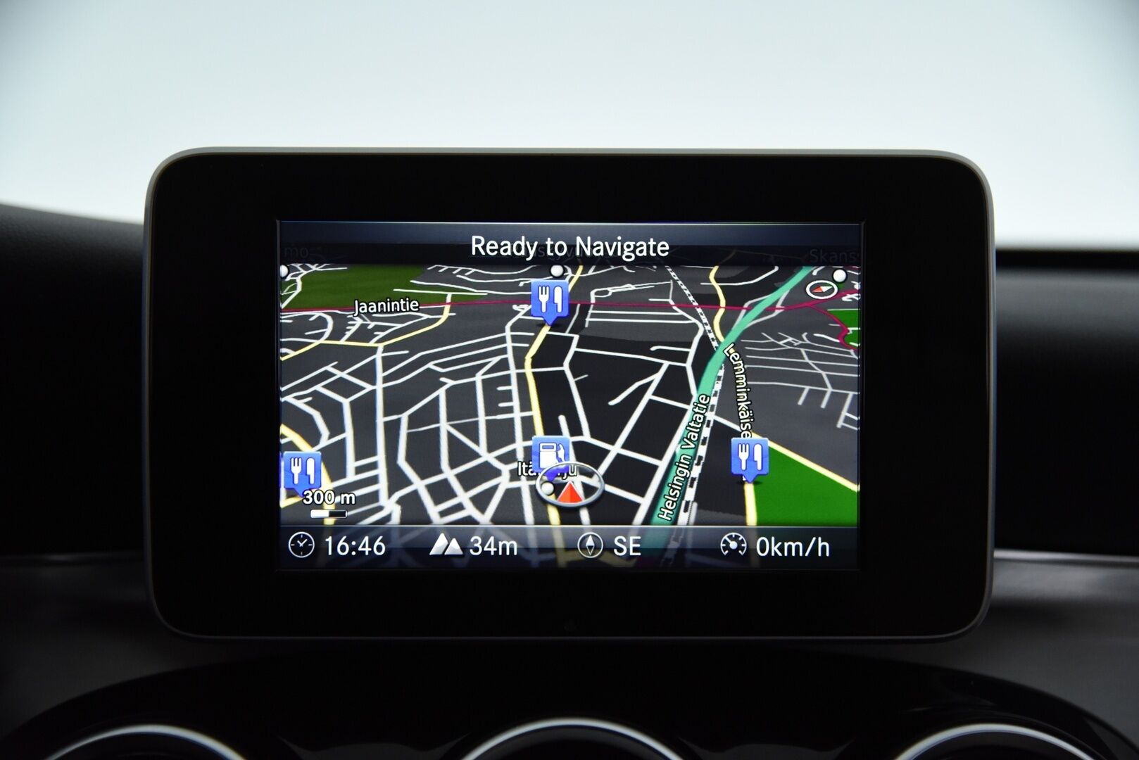 Mercedes-Benz C 2015 250 Bluetec 4MATIC / Vakkari / Webasto / Nahkaverhoilu / Vetokoukku / Sähköluukku / NAVI / LED - Navi / P-tutkat / Alletaittuva vetokoukku 