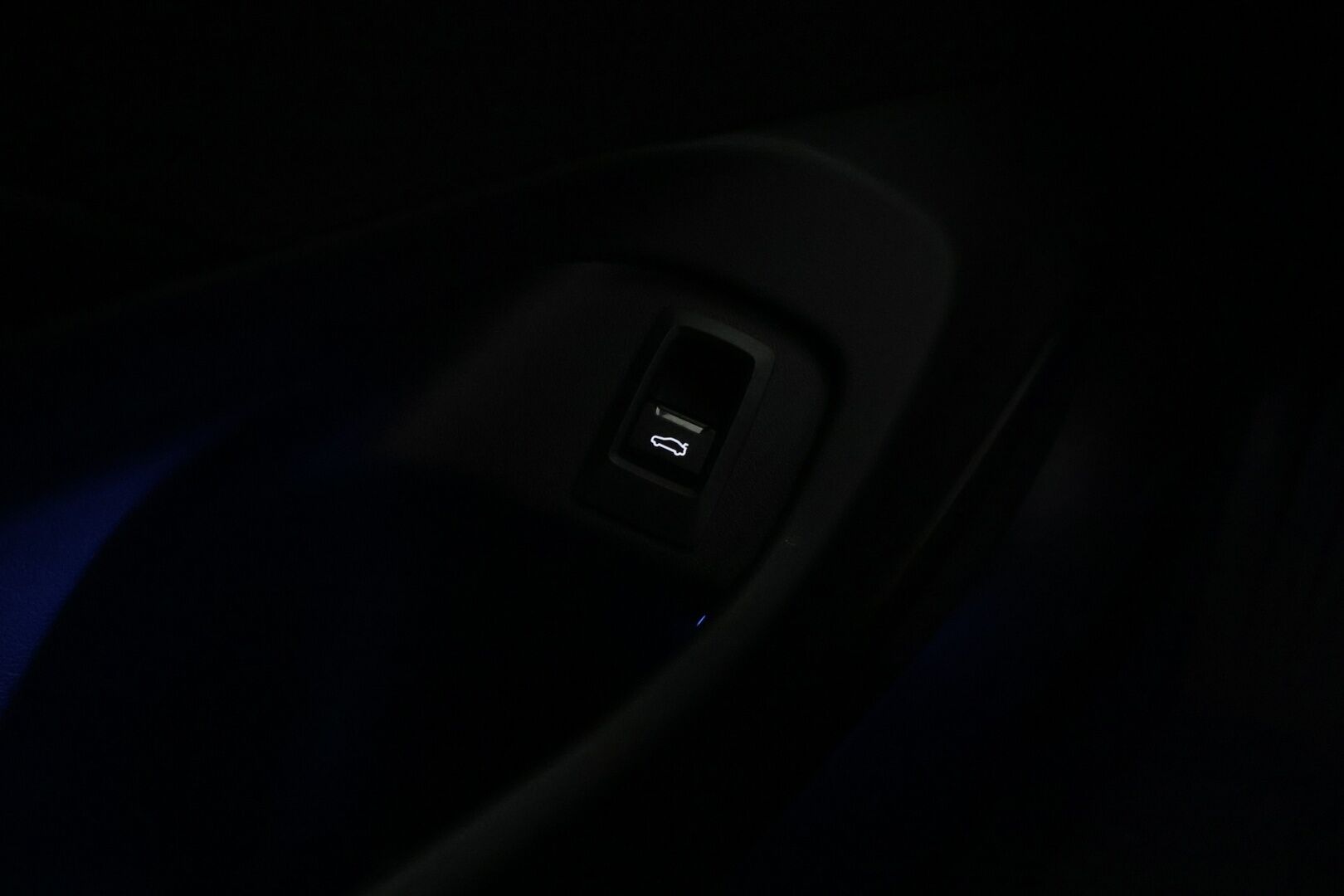 BMW I5 2024 G60 eDrive40 Sport Line *Adapt.Vakkari / Peruutuskamera / Nahkasisusta / Professional Navi / Adapt.LED / Apple&Android* - *Merkkihuollot / Akku kuntotarkastettu / Kahdet renkaat alumiinivantein* - HULLU BLACKWEEK KORKOTARJOUS 2,49%