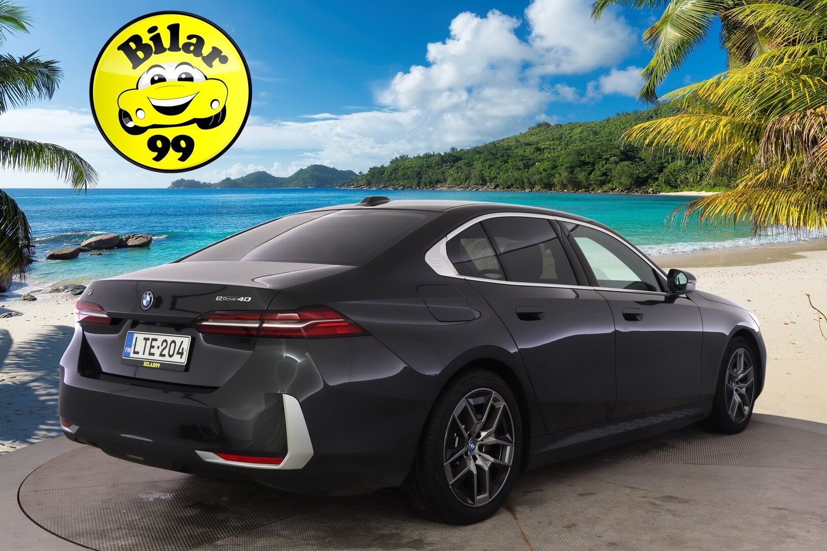 BMW I5 2024 G60 eDrive40 Sport Line *Adapt.Vakkari / Peruutuskamera / Nahkasisusta / Professional Navi / Adapt.LED / Apple&Android* - *Merkkihuollot / Akku kuntotarkastettu / Kahdet renkaat alumiinivantein* - Osta nyt, maksa vasta ensi vuonna