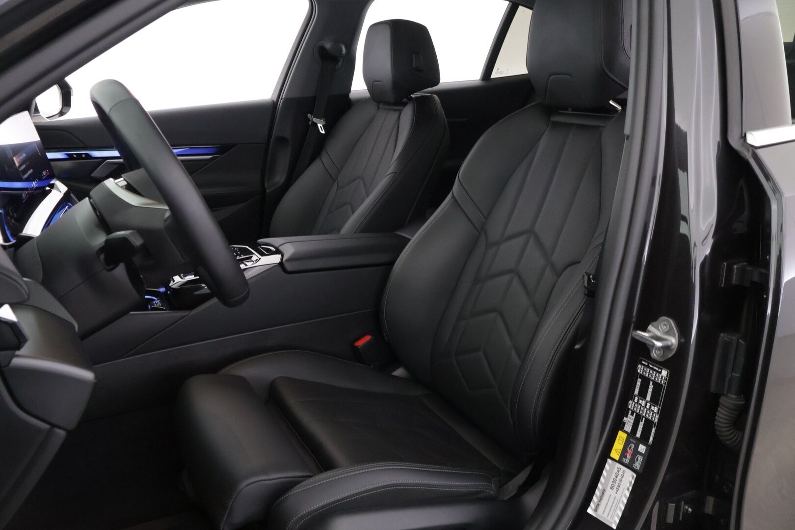 BMW I5 2024 G60 eDrive40 Sport Line *Adapt.Vakkari / Peruutuskamera / Nahkasisusta / Professional Navi / Adapt.LED / Apple&Android* - *Merkkihuollot / Akku kuntotarkastettu / Kahdet renkaat alumiinivantein* - HULLU BLACKWEEK KORKOTARJOUS 2,49%