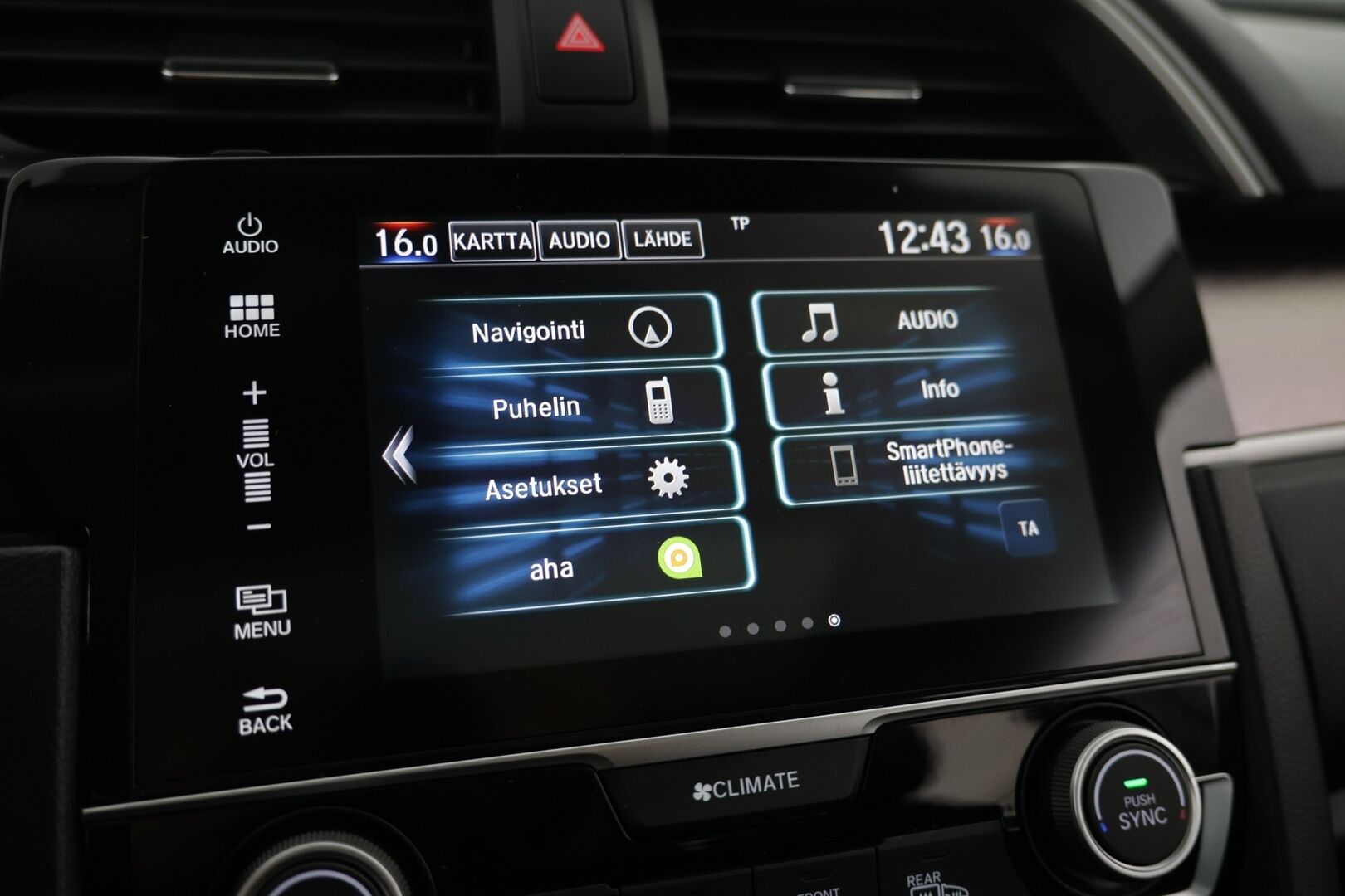 Honda Civic 2018 1,5 HB 182 hv Executive CVT  / Huoltokirja! / ACC! / Panoraama! / - Siisti! / Hyvin pidetty! / Huoltokirja! /