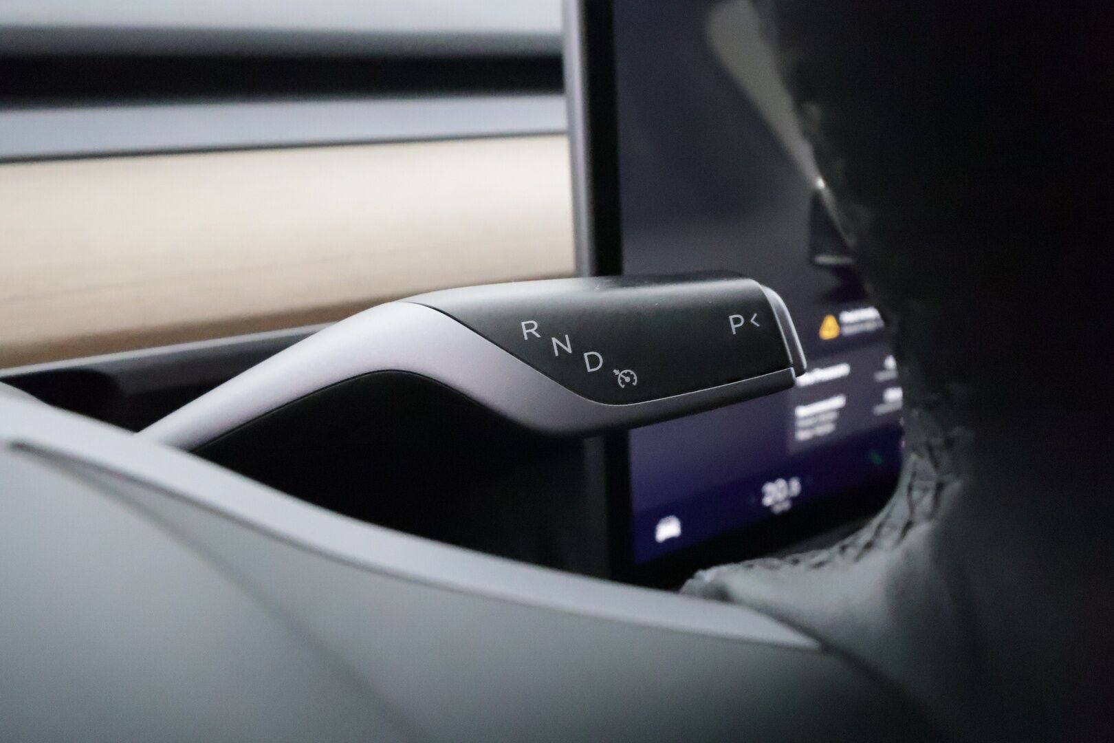 Tesla Model Y 2022 Performance ** Lasikatto / Lämpöpumppu / Koukku / Matrix-LED / P.Kamera / Muistipenkki / Premium Audio / Navi ** - 3,99 % KORKOTARJOUS TÄHÄN AUTOON - 2x Renkaat / Akku Kuntotarkistettu!