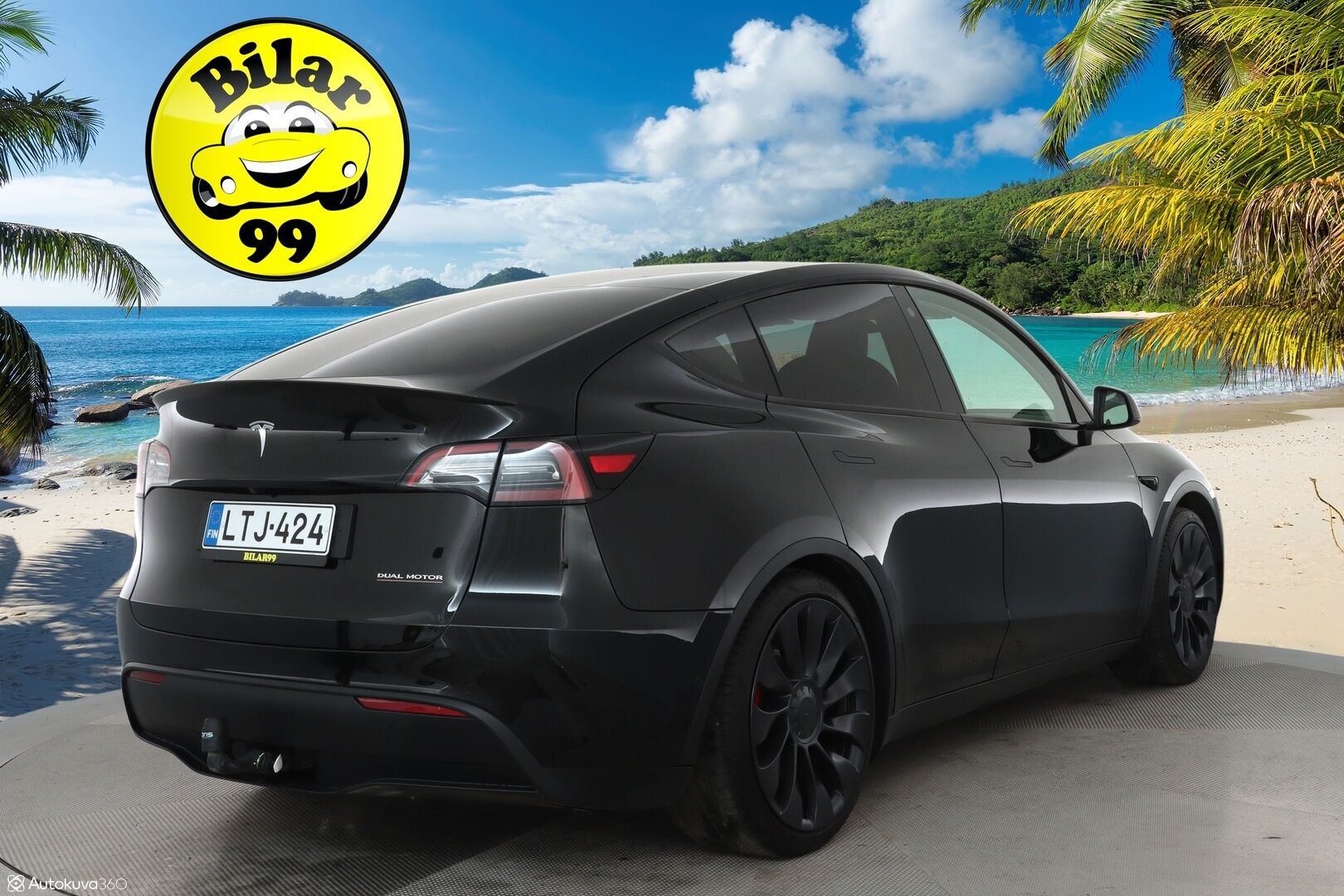 Tesla Model Y 2022 Performance ** Lasikatto / Lämpöpumppu / Koukku / Matrix-LED / P.Kamera / Muistipenkki / Premium Audio / Navi ** - 3,99 % KORKOTARJOUS TÄHÄN AUTOON - 2x Renkaat / Akku Kuntotarkistettu!