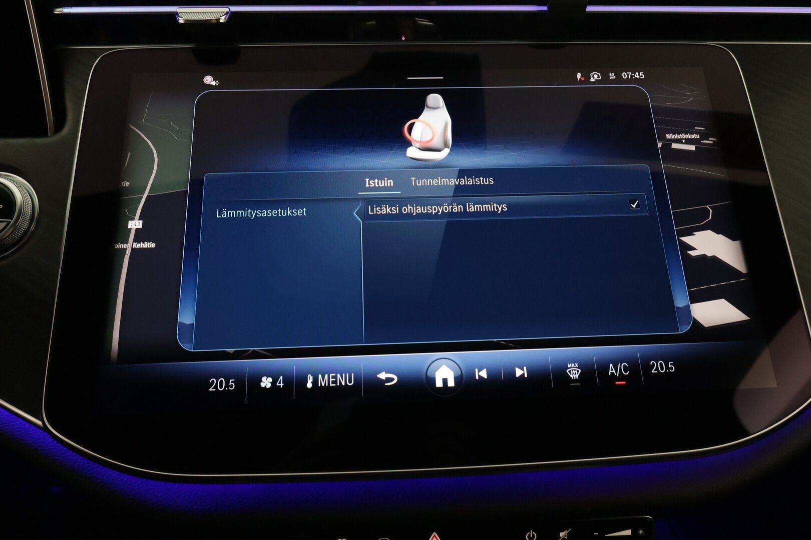 MERCEDES-BENZ E 2024 300 e T A AMG Edition * Distronic Pro / Ilmastoidut nahat /  P-kamera / Koukku / Kaistavahti / LED High Perf. / KeylessGo * - 2,99 % KORKOTARJOUS TÄHÄN AUTOON - * 1om. AMG varusteltu todella komea yksilö. Haluttu kallis väri, 2x renkaat ja vanteet *