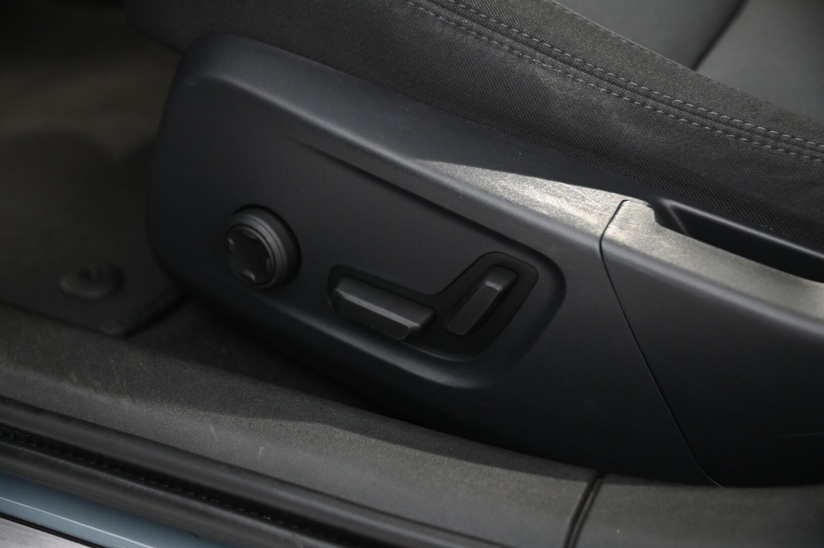 POLESTAR 2 2021 Long Range Dual Motor, 300kW, 78kWh - ACC / Pilot & Plus / Harman/Kardon / 360° / Lasikatto / Pixel led*