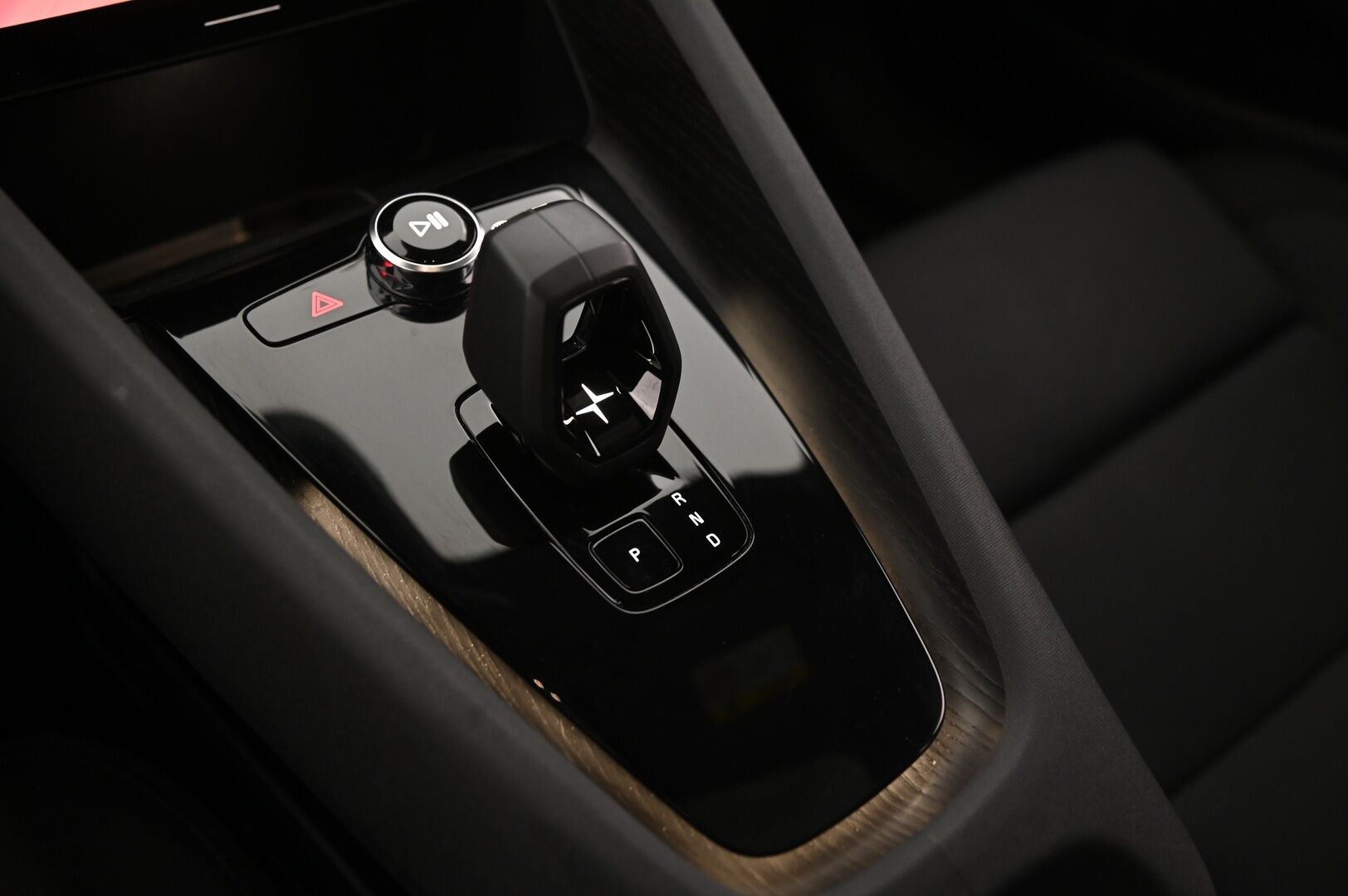 POLESTAR 2 2021 Long Range Dual Motor, 300kW, 78kWh - ACC / Pilot & Plus / Harman/Kardon / 360° / Lasikatto / Pixel led*