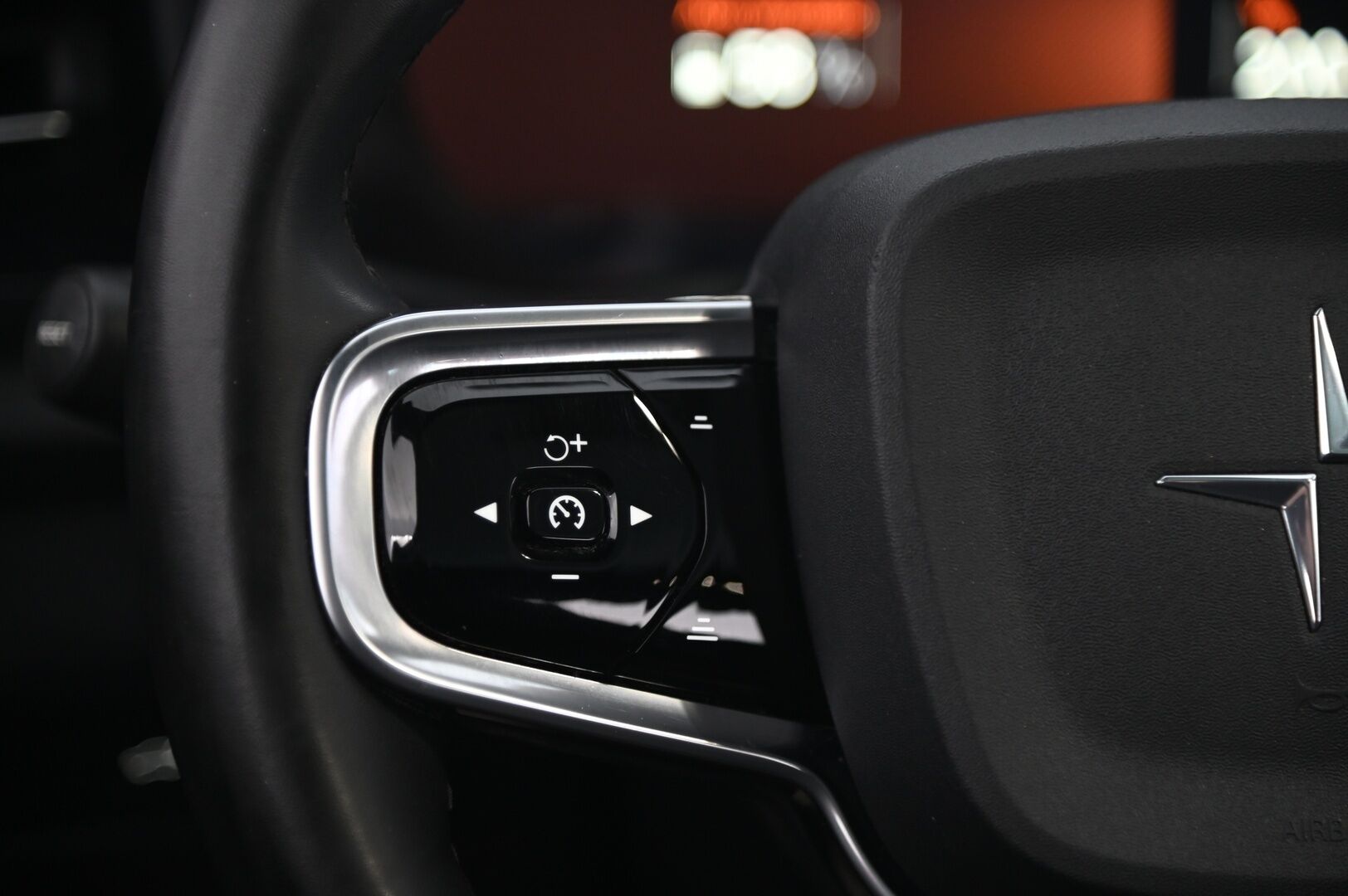 POLESTAR 2 2021 Long Range Dual Motor, 300kW, 78kWh - ACC / Pilot & Plus / Harman/Kardon / 360° / Lasikatto / Pixel led*