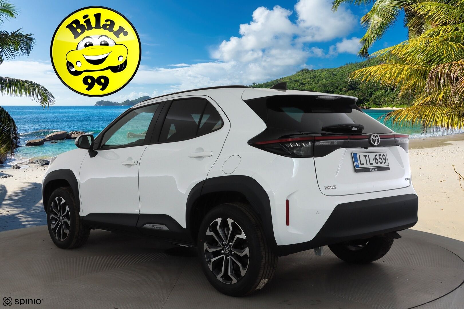 Toyota Yaris Cross 2026 1.5 Hybrid 130 Limited Platinum Edition * ACC / P.kamera / LED / Navi / Digimittaristo / KeylessGo / Ratinlämmitin  * - 1.Om Suomi-auto / Kahdet renkaat aluvanteilla 