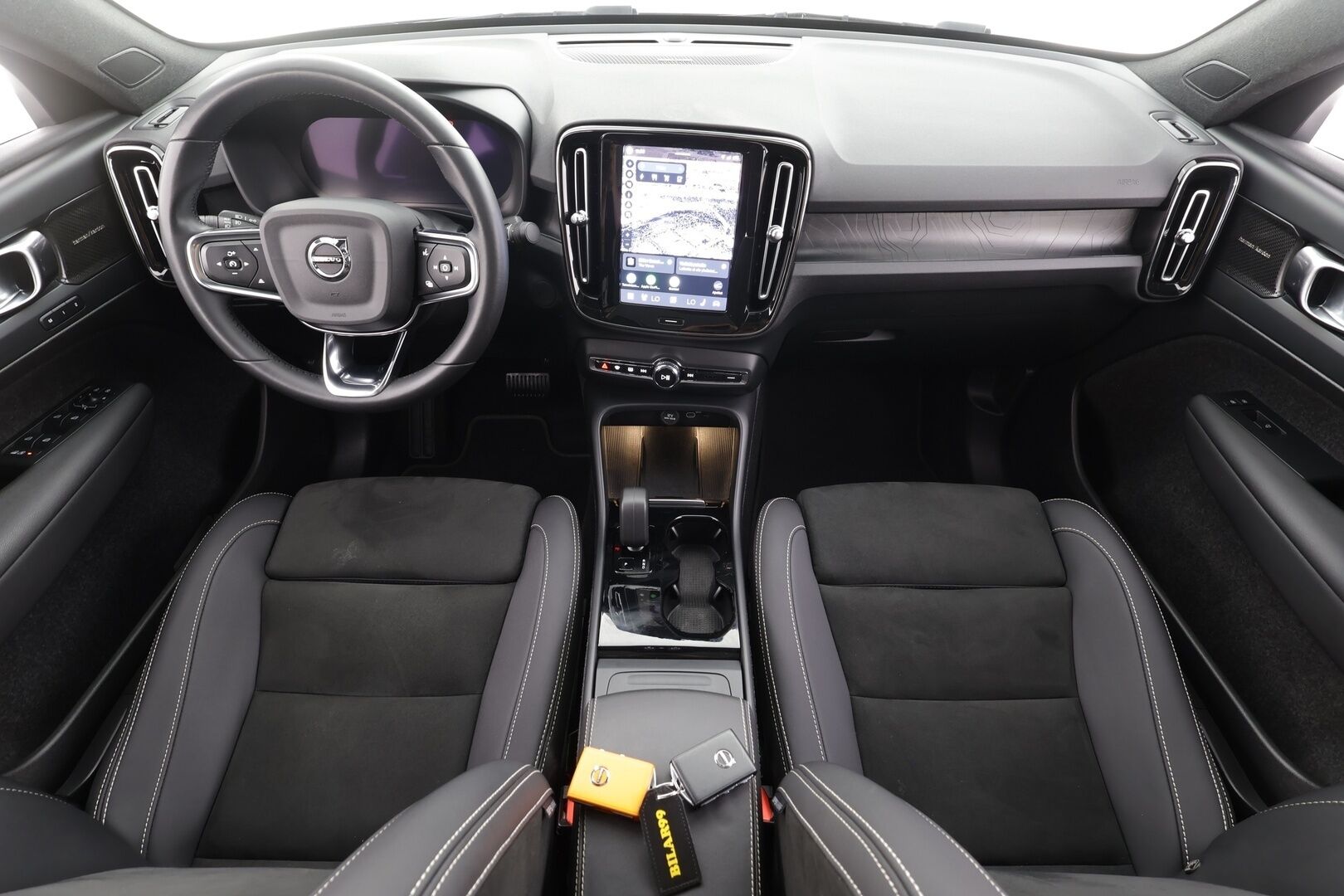 Volvo C40 2023 Recharge Twin Ultimate aut - Vetokoukku | ACC | ILP | Lasikatto | H/K | 360-kamera | Sporttipenkit | Kuskilla Muistipenkki | Ratinlämmitys | LED | Keyless | Apple&Android | 