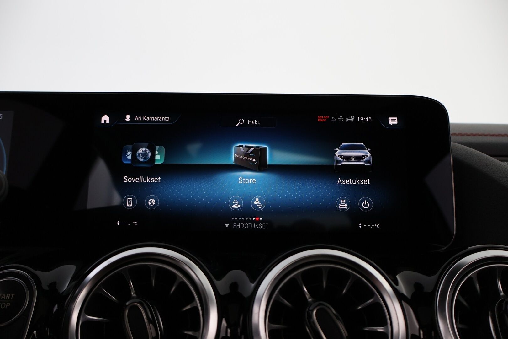 Mercedes-Benz EQA 2022 250 Business AMG - Koukku | Distronic Pro | HUD | Panorama | 360° kamera | Midline Sound | Widescreen | Nahka-Alcantara | Supervarusteet!