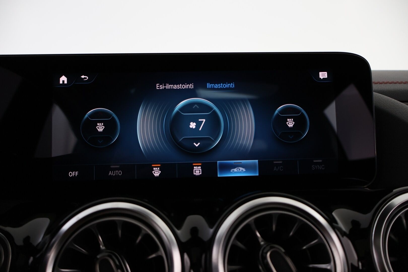 Mercedes-Benz EQA 2022 250 Business AMG - Koukku | Distronic Pro | HUD | Panorama | 360° kamera | Midline Sound | Widescreen | Nahka-Alcantara | Supervarusteet!
