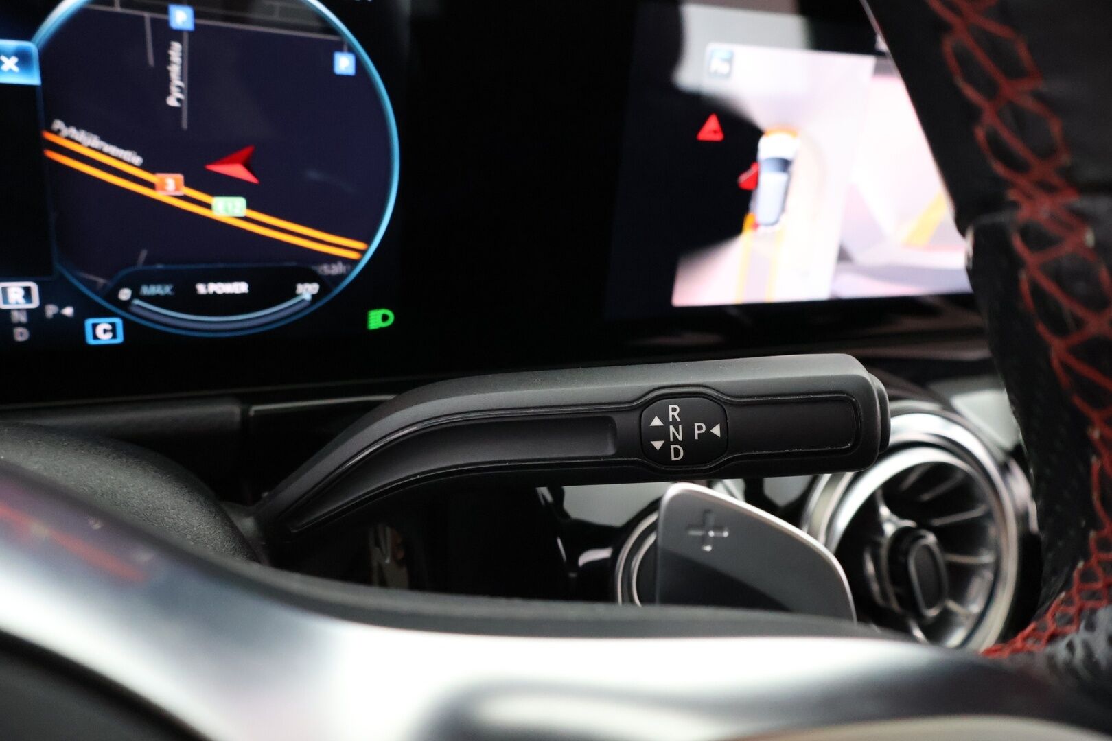Mercedes-Benz EQA 2022 250 Business AMG - Koukku | Distronic Pro | HUD | Panorama | 360° kamera | Midline Sound | Widescreen | Nahka-Alcantara | Supervarusteet!