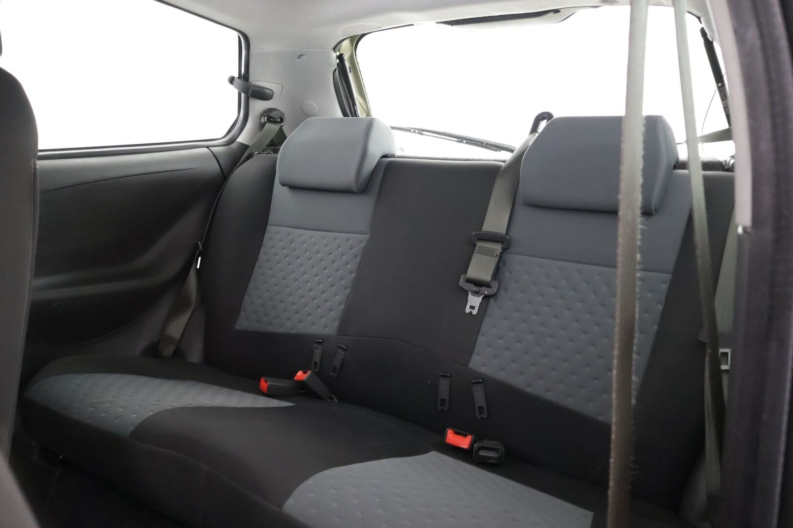 Fiat Punto 2006 2D PUNTO 1.2 - YritysOutlet - Myydään vain yrityksille **Pienet kilsat!** - Kahdet renkaat!