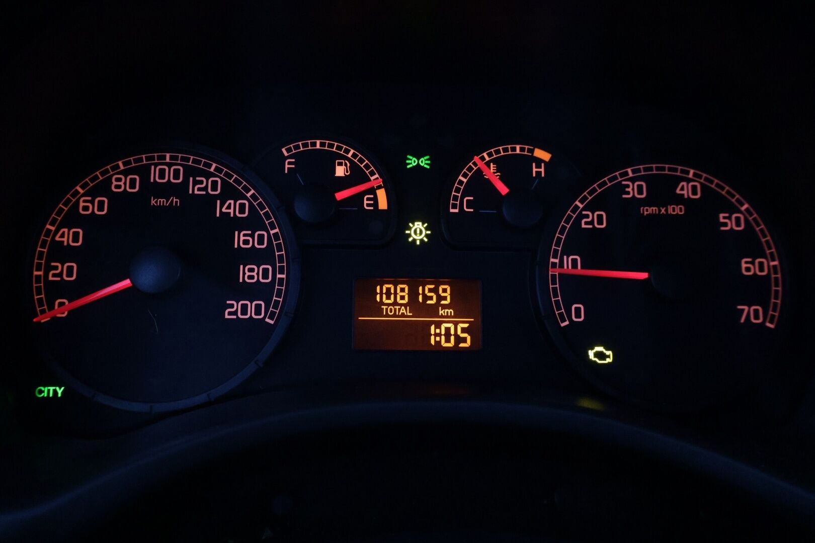 Fiat Punto 2006 2D PUNTO 1.2 - YritysOutlet - Myydään vain yrityksille **Pienet kilsat!** - Kahdet renkaat!