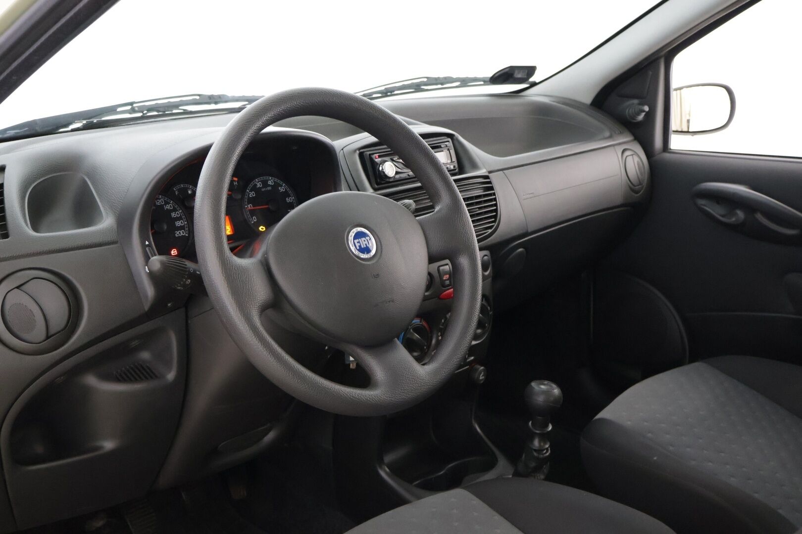 Fiat Punto 2006 2D PUNTO 1.2 - YritysOutlet - Myydään vain yrityksille **Pienet kilsat!** - Kahdet renkaat!