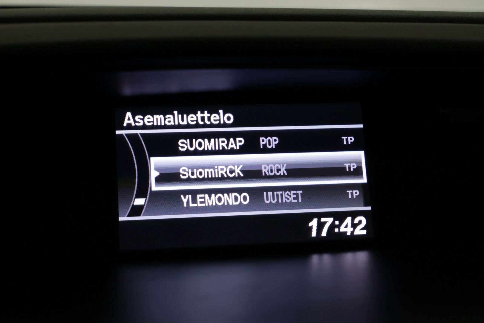 Honda CR-V 2013 Comfort 4WD - | 1-om. Suomi-auto | Merkkihuollot | Lohkolämmitin | P-kamera | Vakkari | Vetokoukku | Aut. Ilmastointi |