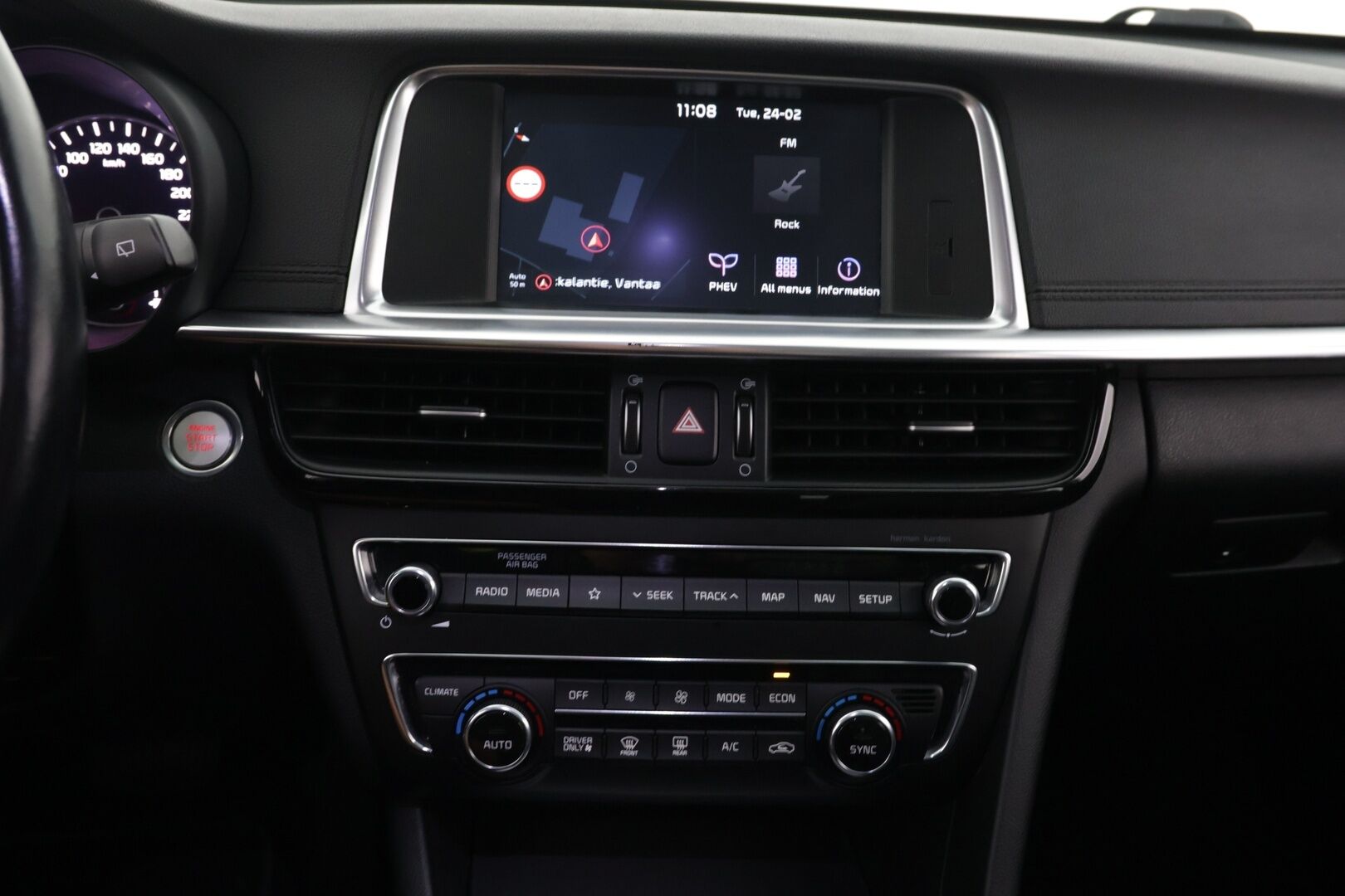 Kia Optima 2020 2,0 GDI PHEV Business Luxury SW A/T / H&K / Panorama / ACC / Vetokoukku / Sähköpenkki muistilla ja ilmastoinnilla - Super varusteet! / Hyvin huollettu / Siisti yksilö!