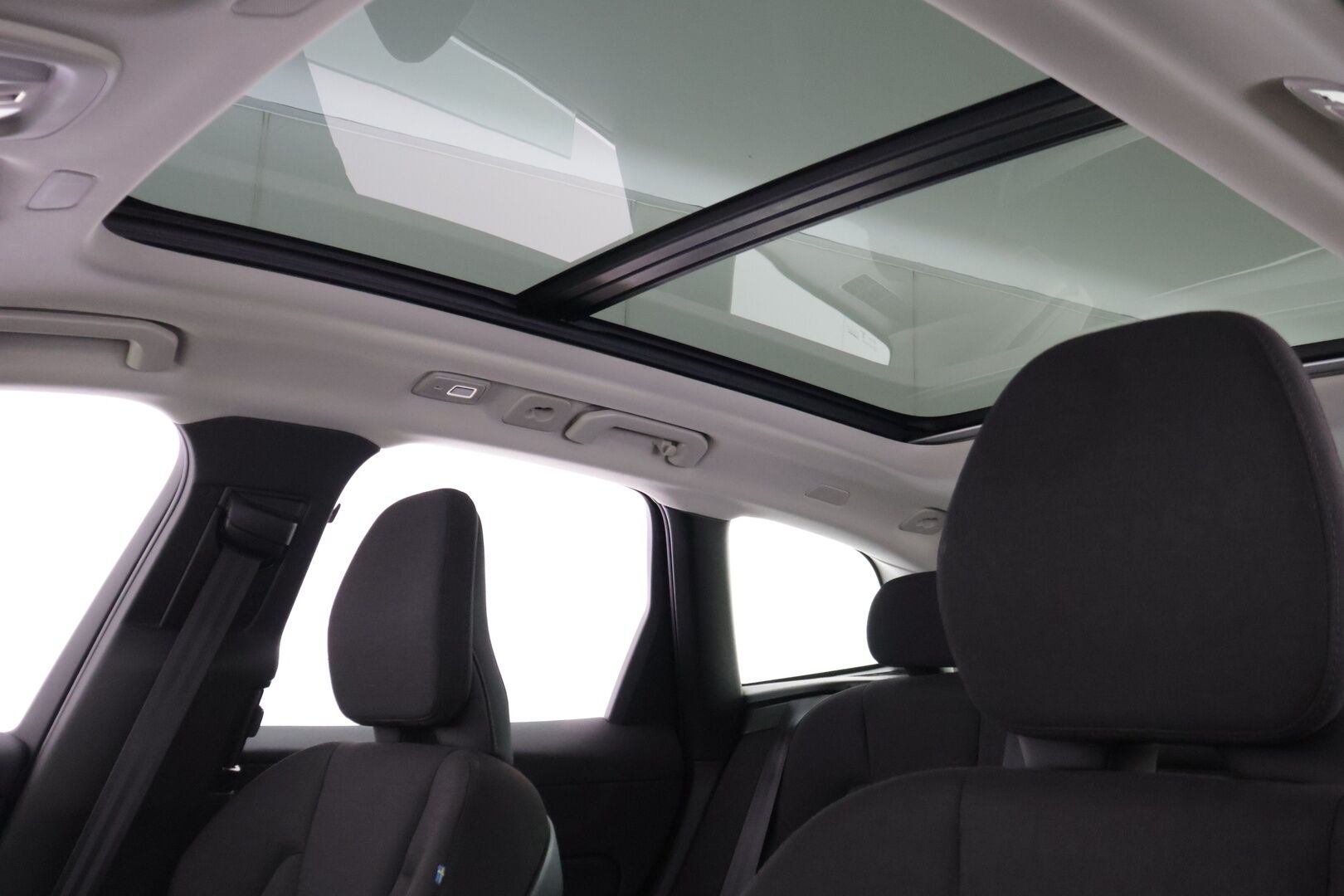 Volvo XC60 2022 T6 TwE AWD Business Inscription Expression Edition aut* Vakkari / Panoraama / Ledit / P.kamera* - Kahdet hyvät renkaat / Siisti yksilö / Huolettu 09/25