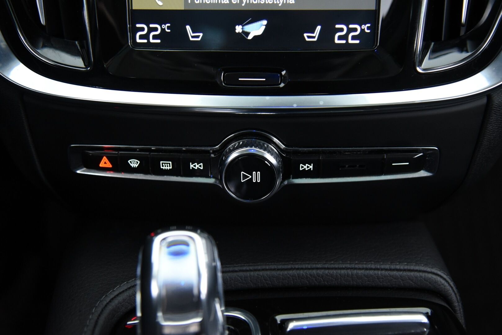 Volvo V60 2019 T8 AWD Inscription aut / Adapt. vak / Vetokoukku / Webasto / Panorama / Keyless / LED-Lisävalo - Navi / Lämmitettävä Ohjauspyörä / Hihna vaihdettu! - HULLU BLACKWEEK KORKOTARJOUS 2,49%