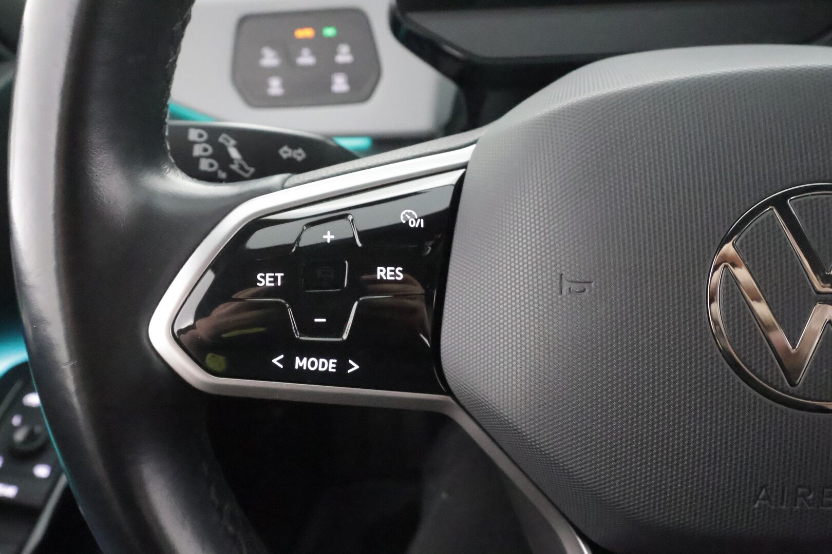 Volkswagen ID.3 2021 Pro Performance Business 150 kW, akku 58 kWh - | ACC | ILP | IQ.Light | P.kamera | Lane assist | Keyless | Ambient | Navi | Apple & Android | 2x renkaat aluin | Merkkihuollot | 