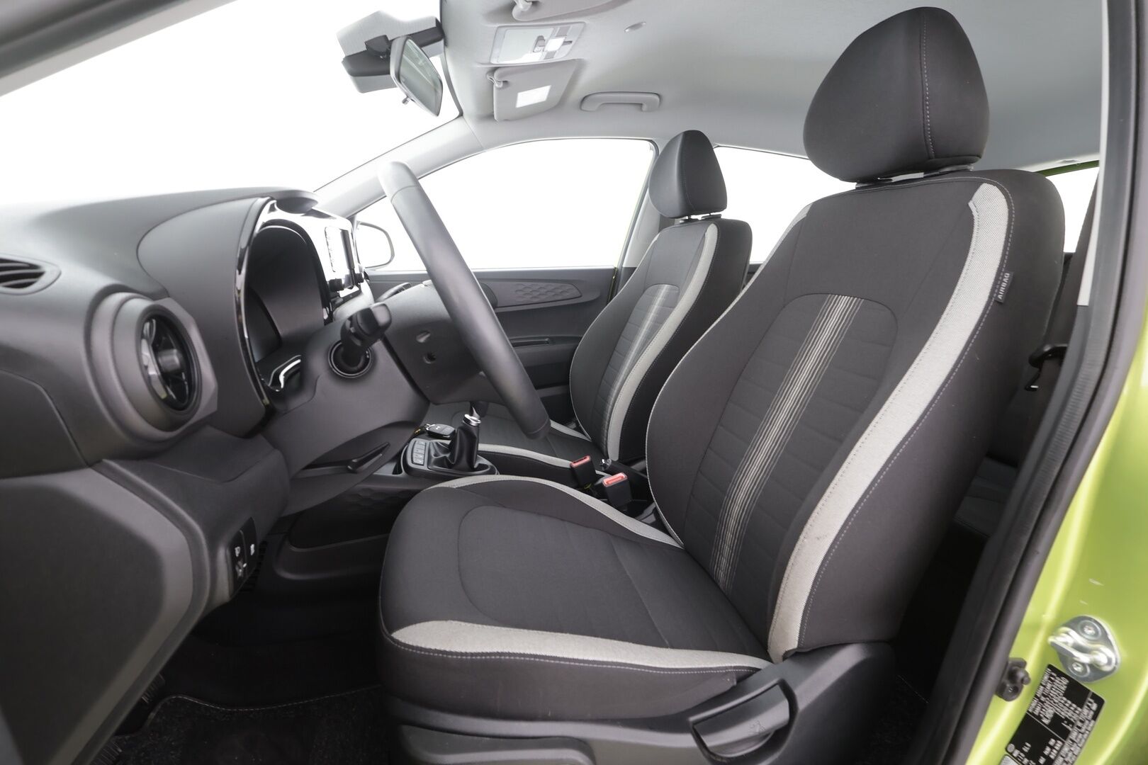 Hyundai i10 2025 1.0 MPi 63 hv 5MT Comfort MY25 - | Vakkari | P.Kamera | Navi | Digimittari | Ratinlämmitin | Apple&Android | 2x Renkaat | Tehdastakuu | Suomi-auto | Merkkihuollettu |