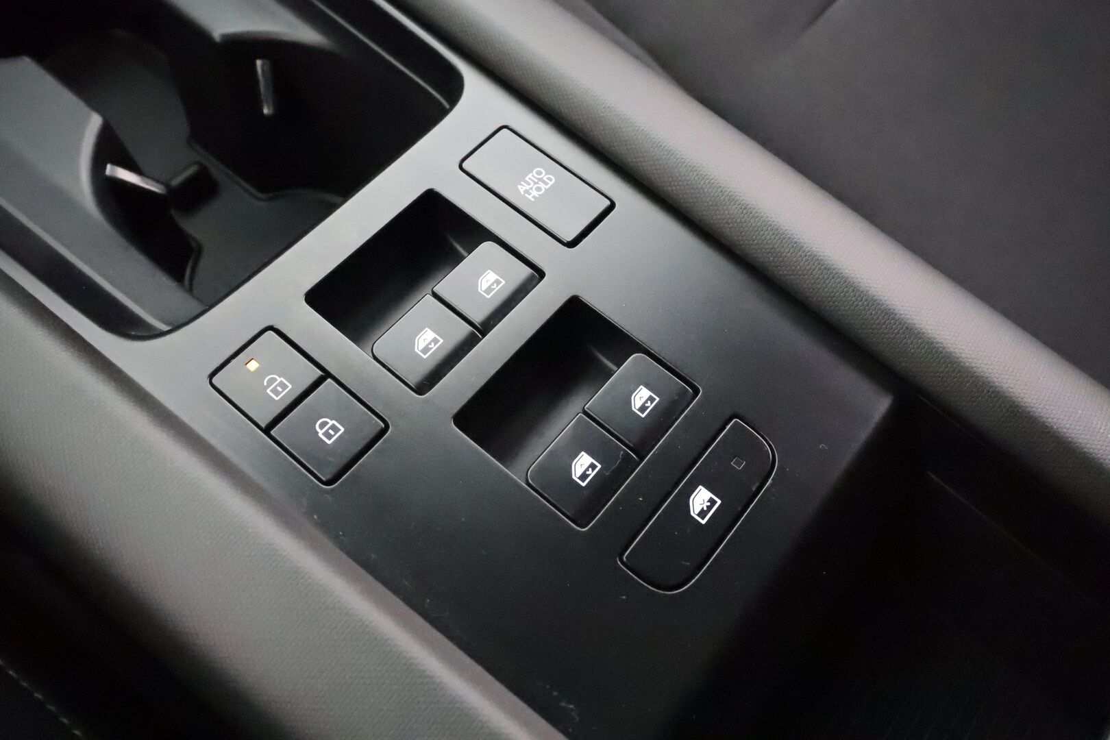 Hyundai IONIQ 6 2025 229 hv Premium Ultra Charged Edition * ILP / ACC / LED / 360 / Muistipenkki / HUD / Bose / Navi / Keyless * - 1-om Suomi-auto / Akku kuntotarkastettu / Kahdet renkaat aluvanteilla