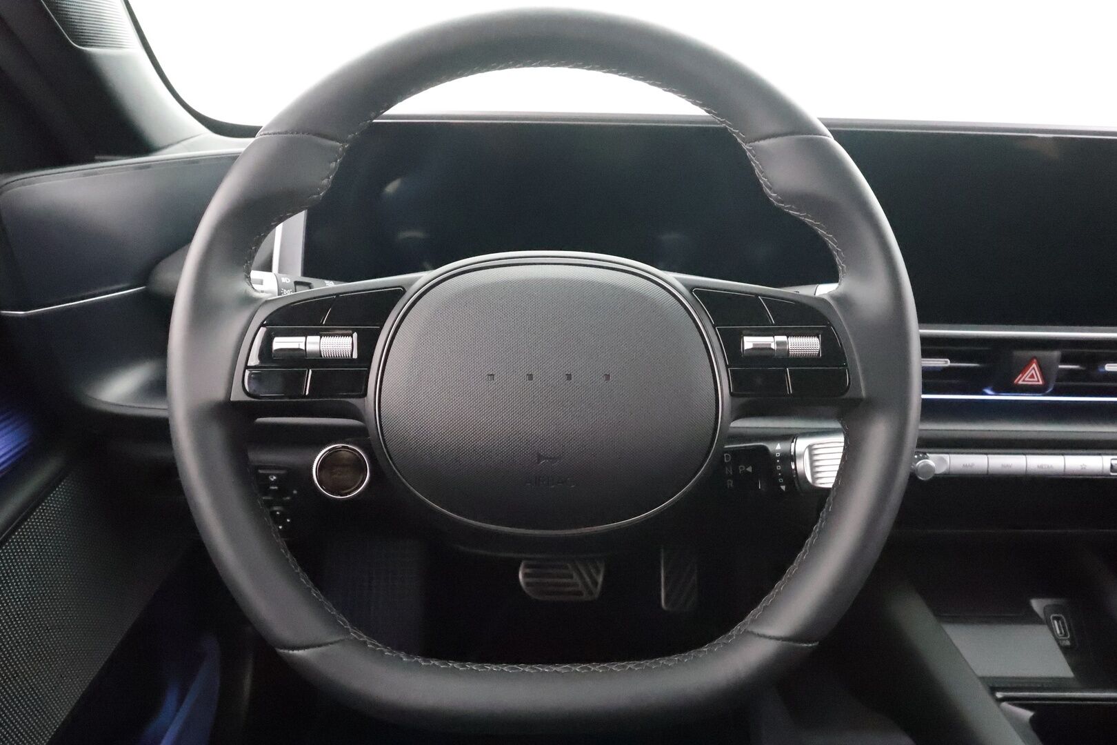 Hyundai IONIQ 6 2025 229 hv Premium Ultra Charged Edition * ILP / ACC / LED / 360 / Muistipenkki / HUD / Bose / Navi / Keyless * - 1-om Suomi-auto / Akku kuntotarkastettu / Kahdet renkaat aluvanteilla