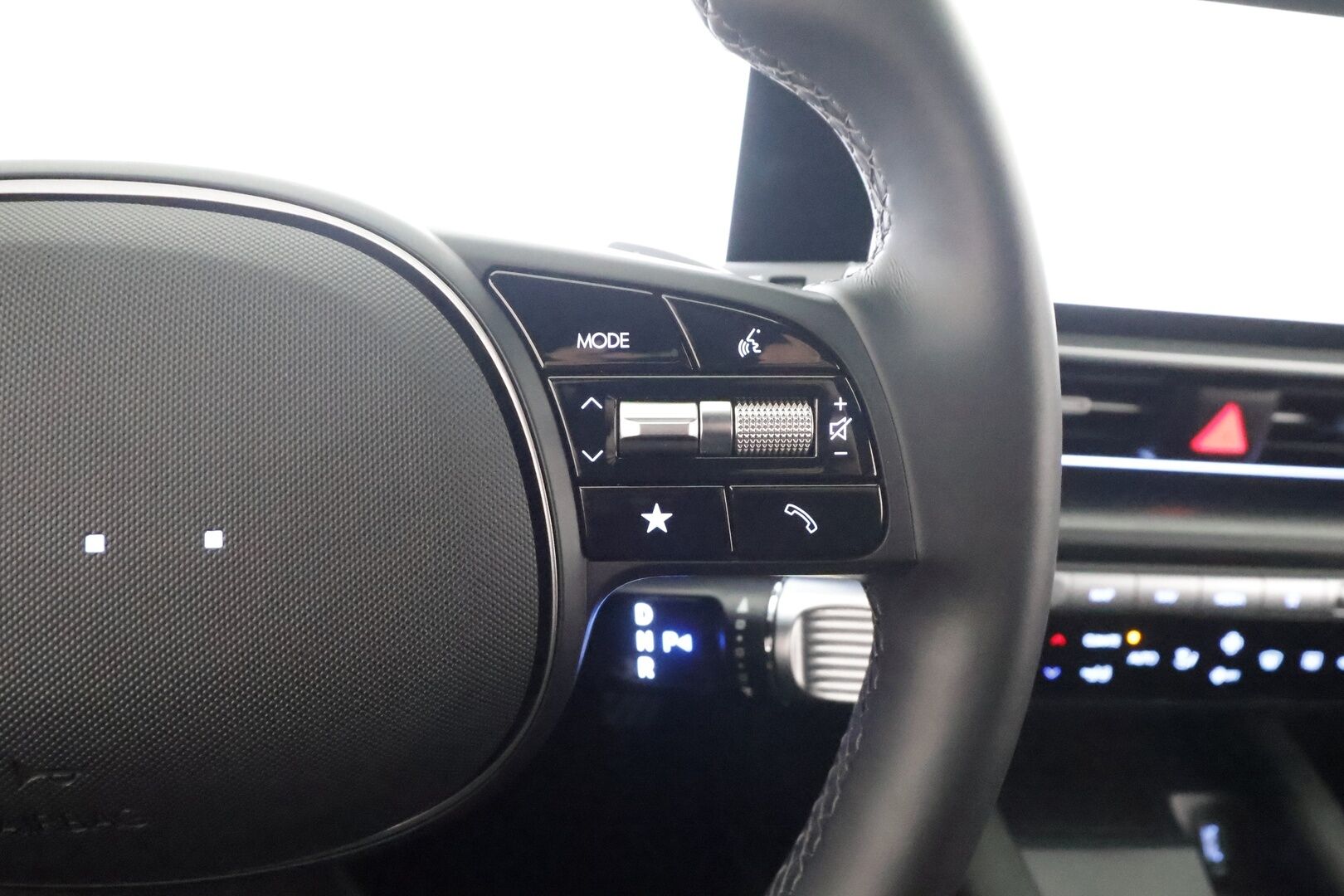 Hyundai IONIQ 6 2025 229 hv Premium Ultra Charged Edition * ILP / ACC / LED / 360 / Muistipenkki / HUD / Bose / Navi / Keyless * - 1-om Suomi-auto / Akku kuntotarkastettu / Kahdet renkaat aluvanteilla