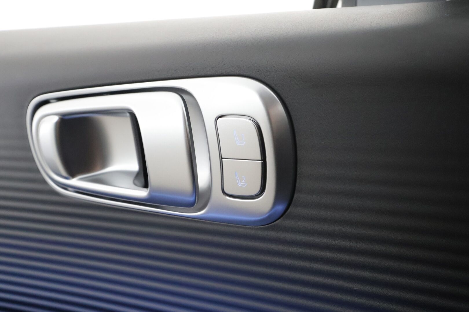 Hyundai IONIQ 6 2025 229 hv Premium Ultra Charged Edition * ILP / ACC / LED / 360 / Muistipenkki / HUD / Bose / Navi / Keyless * - 1-om Suomi-auto / Akku kuntotarkastettu / Kahdet renkaat aluvanteilla