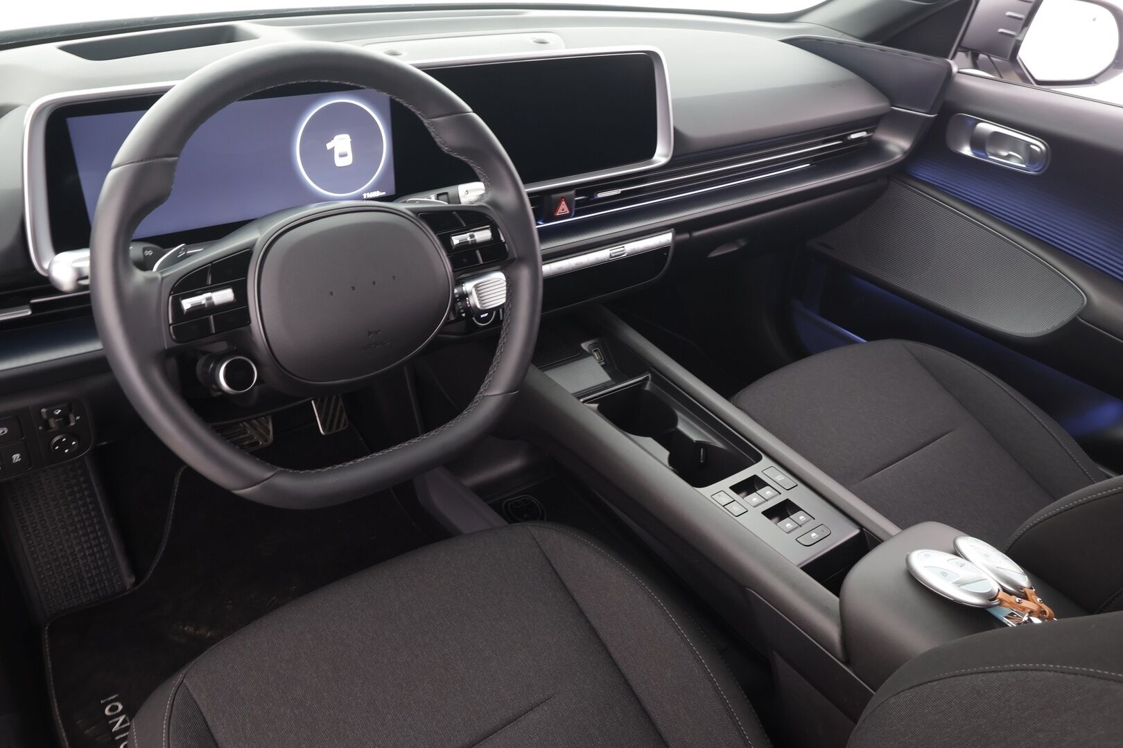 Hyundai IONIQ 6 2025 229 hv Premium Ultra Charged Edition * ILP / ACC / LED / 360 / Muistipenkki / HUD / Bose / Navi / Keyless * - 1-om Suomi-auto / Akku kuntotarkastettu / Kahdet renkaat aluvanteilla