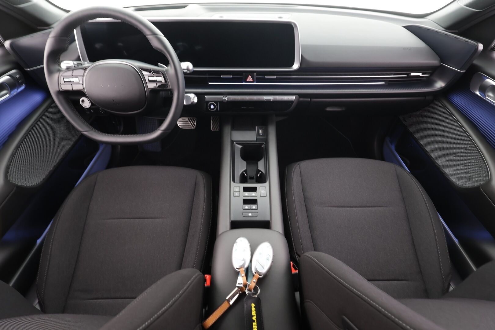 Hyundai IONIQ 6 2025 229 hv Premium Ultra Charged Edition * ILP / ACC / LED / 360 / Muistipenkki / HUD / Bose / Navi / Keyless * - 1-om Suomi-auto / Akku kuntotarkastettu / Kahdet renkaat aluvanteilla