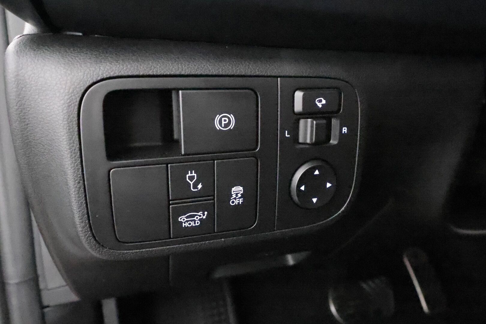 Hyundai IONIQ 6 2025 229 hv Premium Ultra Charged Edition * ILP / ACC / LED / 360 / Muistipenkki / HUD / Bose / Navi / Keyless * - 1-om Suomi-auto / Akku kuntotarkastettu / Kahdet renkaat aluvanteilla