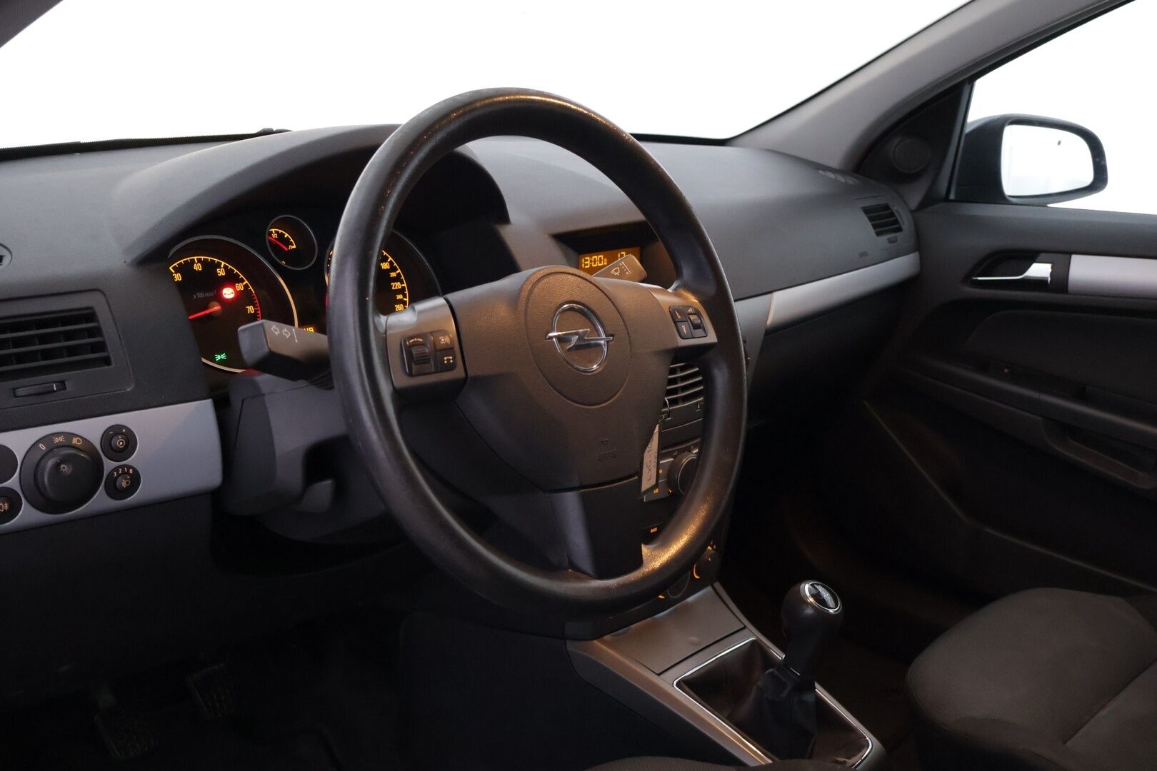 Opel Astra 2004 4D ASTRA HATCHBACK 1.6 - YritysOutlet - Myydään vain yrityksille - – Tämä auto myydään YritysOutlet -valikoimasta vain yritykselle