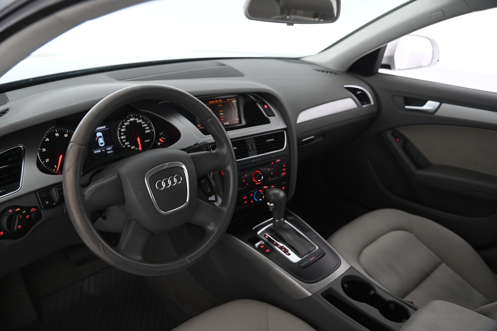 Audi A4 2009 Sedan 1,8 TFSI multitronic Business - Juuri katsastettu | Vakkari | Webasto + Lohko | Hyvin huollettu!