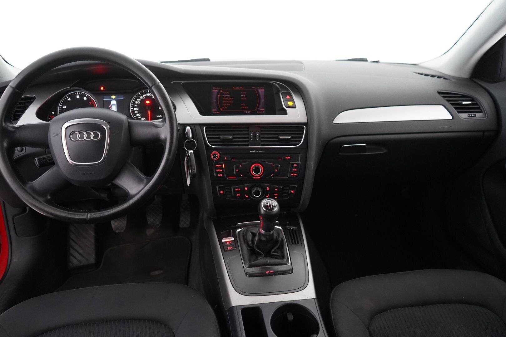 Audi A4 2008 YritysOutlet - Myydään vain yrityksille -  25.6 Katsastettu! | Jakoketju vaihdettu | Lohko+sisä | Suomi-auto | Kahdet hyvät renkaat alumiinivanteilla