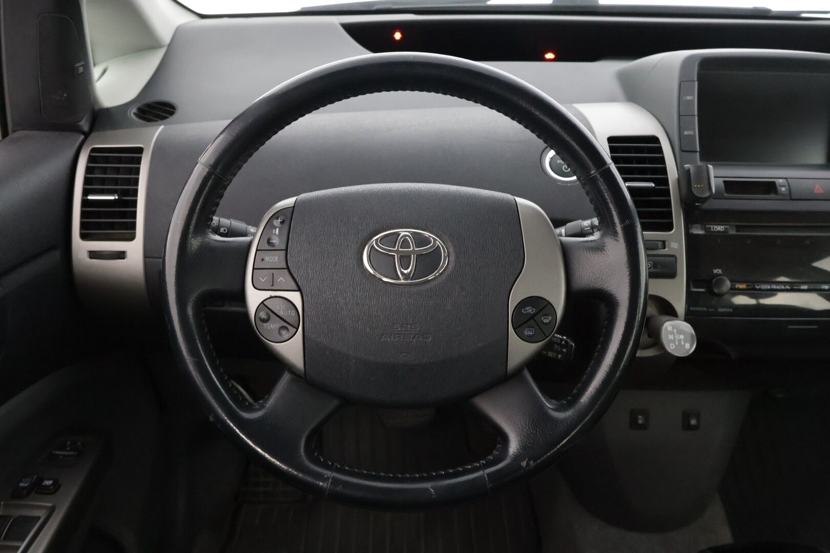 Toyota Prius 2009 HSD Executive *Myydään huutokaupat.com! / Suomiauto / Lohkolämmitin / JBL / Lisävalo * - *Hyvin pidetty Suomiauto merkkiliikkeen huoltokirjalla! / Kahdet renkaat*