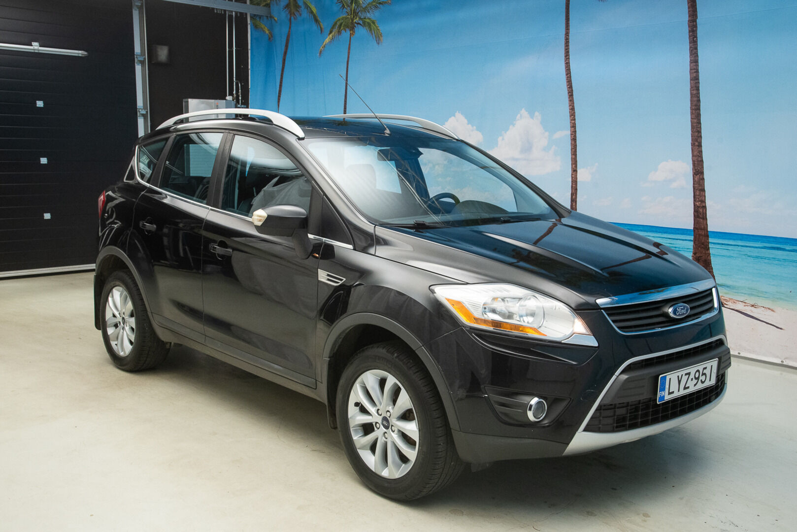 Ford Kuga 2010 2.0 TDCi 136hv DPF 4WD Titanium - YritysOutlet - Myydään vain yrityksille - Webasto / Vetokoukku / Puolinahat 