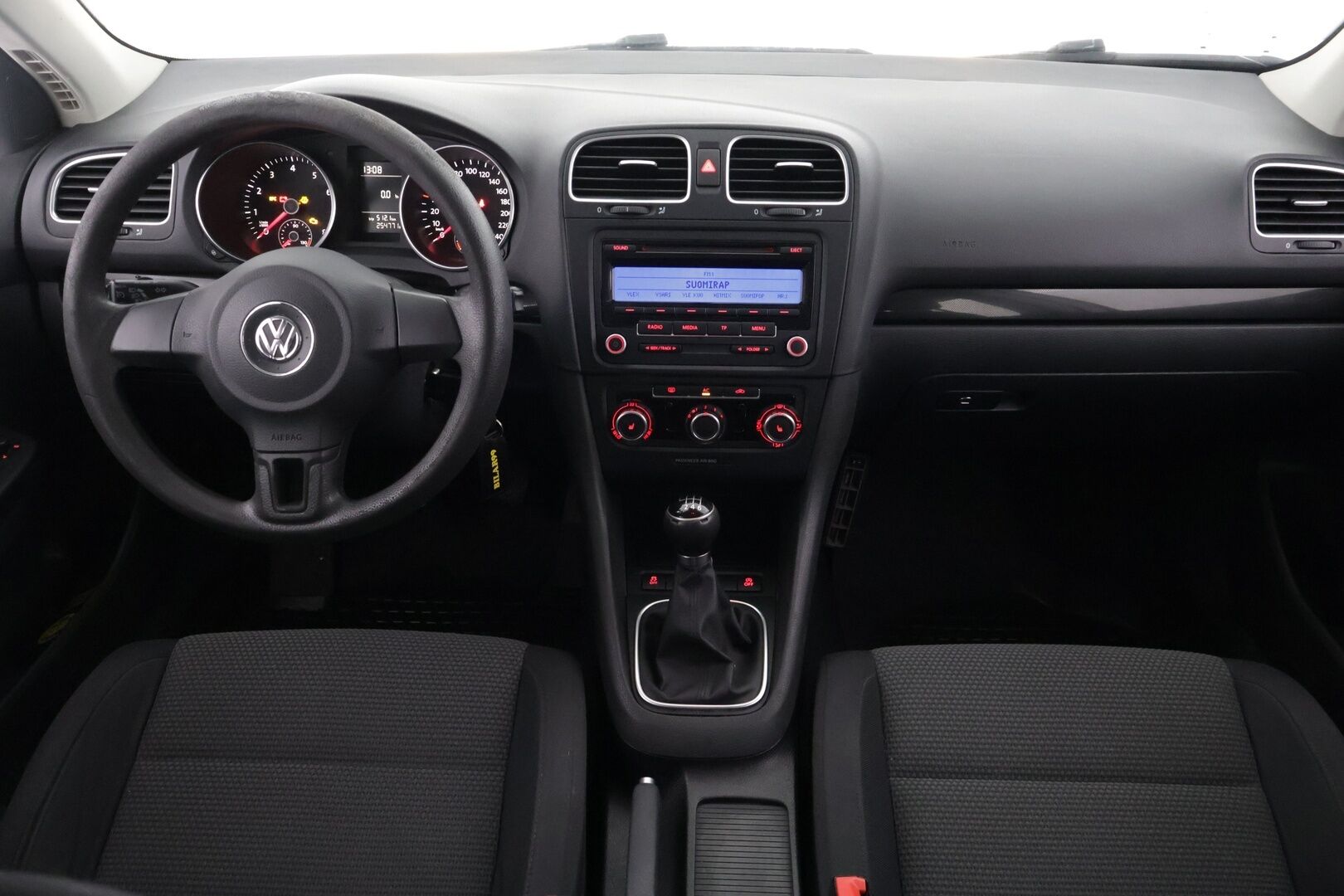 Volkswagen Golf 2010 Variant Comfortline 1,2 TSI 77 kW (105 hv) Bluemotion Technology *YritysOutlet - Myydään vain yrityksille - *YritysOutlet - Myydään vain yrityksille / Pitkä leima 04.2026 / Jakoketju vaihdettu 04.2025 / Hyvä historia!*