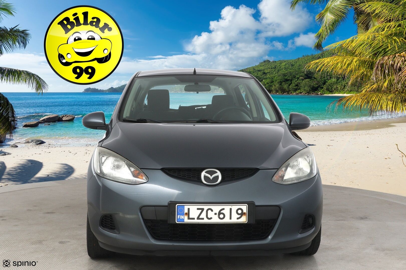 Mazda Mazda2 2011 1,3 90 Year Edition 5MT Z22** Lohko / Manuaali / Siisti** - Kahdet hyvät renkaat ja kattava huoltohistoria!
