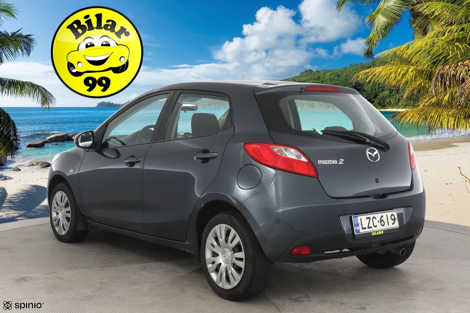 Mazda Mazda2 2011 1,3 90 Year Edition 5MT Z22** Lohko / Manuaali / Siisti** - Kahdet hyvät renkaat ja kattava huoltohistoria!
