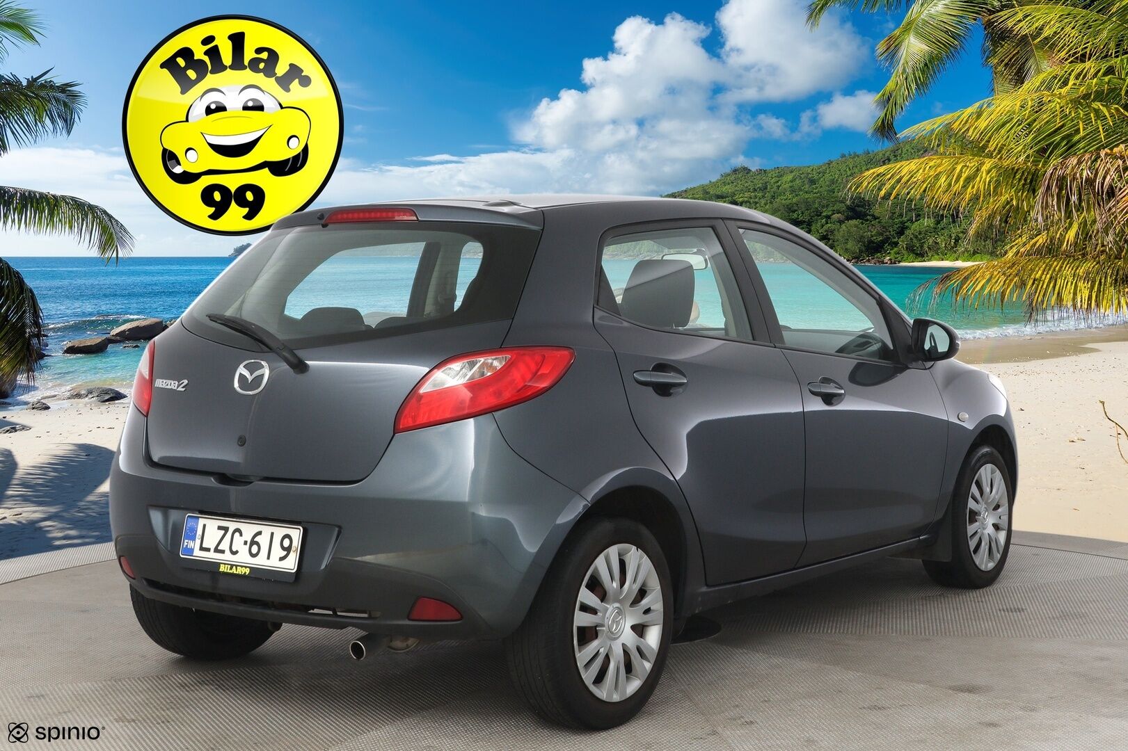 Mazda Mazda2 2011 1,3 90 Year Edition 5MT Z22** Lohko / Manuaali / Siisti** - Kahdet hyvät renkaat ja kattava huoltohistoria!