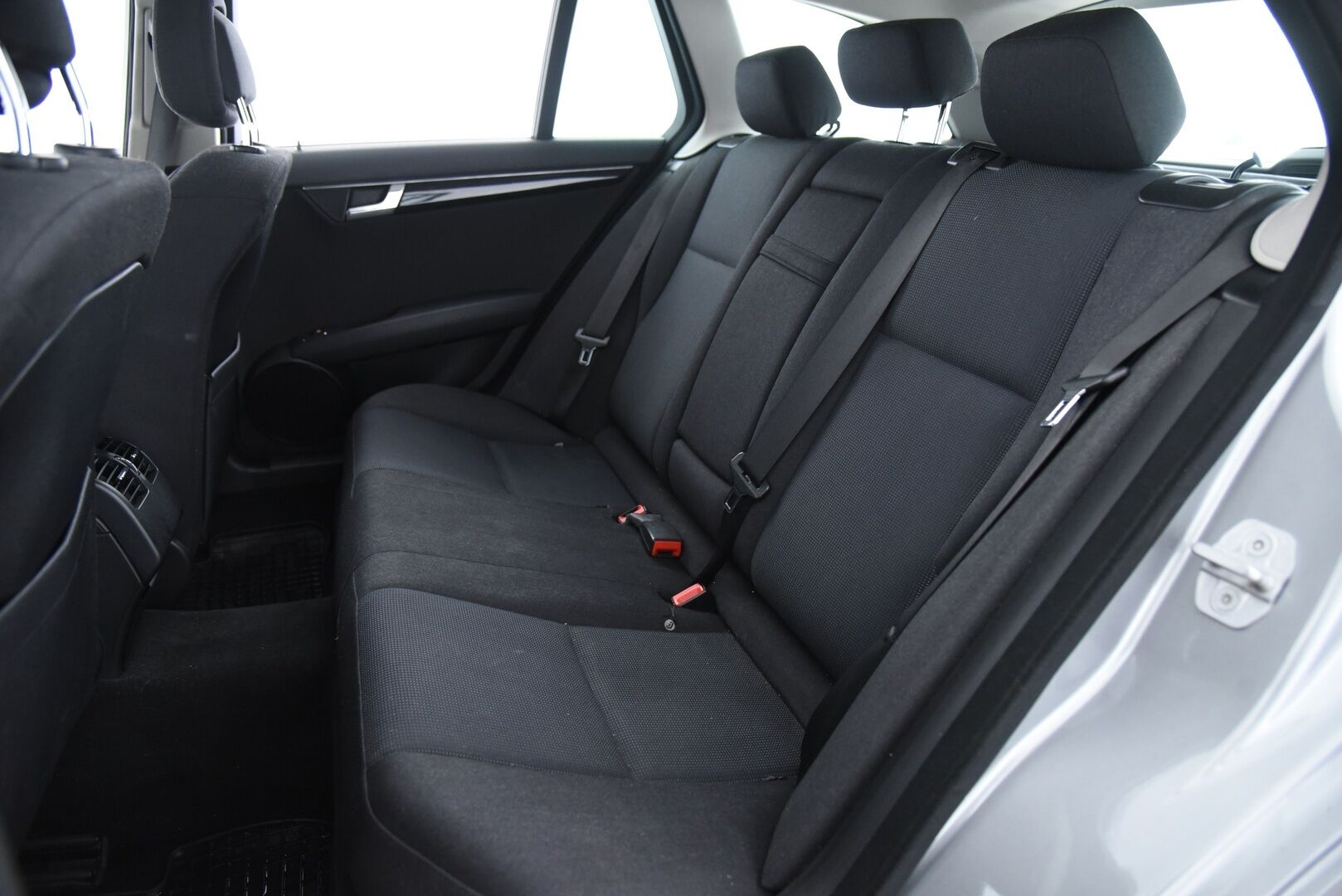 Mercedes-Benz C 2008 C 200 CDI Farmari (AC) 4ov 2148cm3 A / Myydään huutokaupat.com:issa!