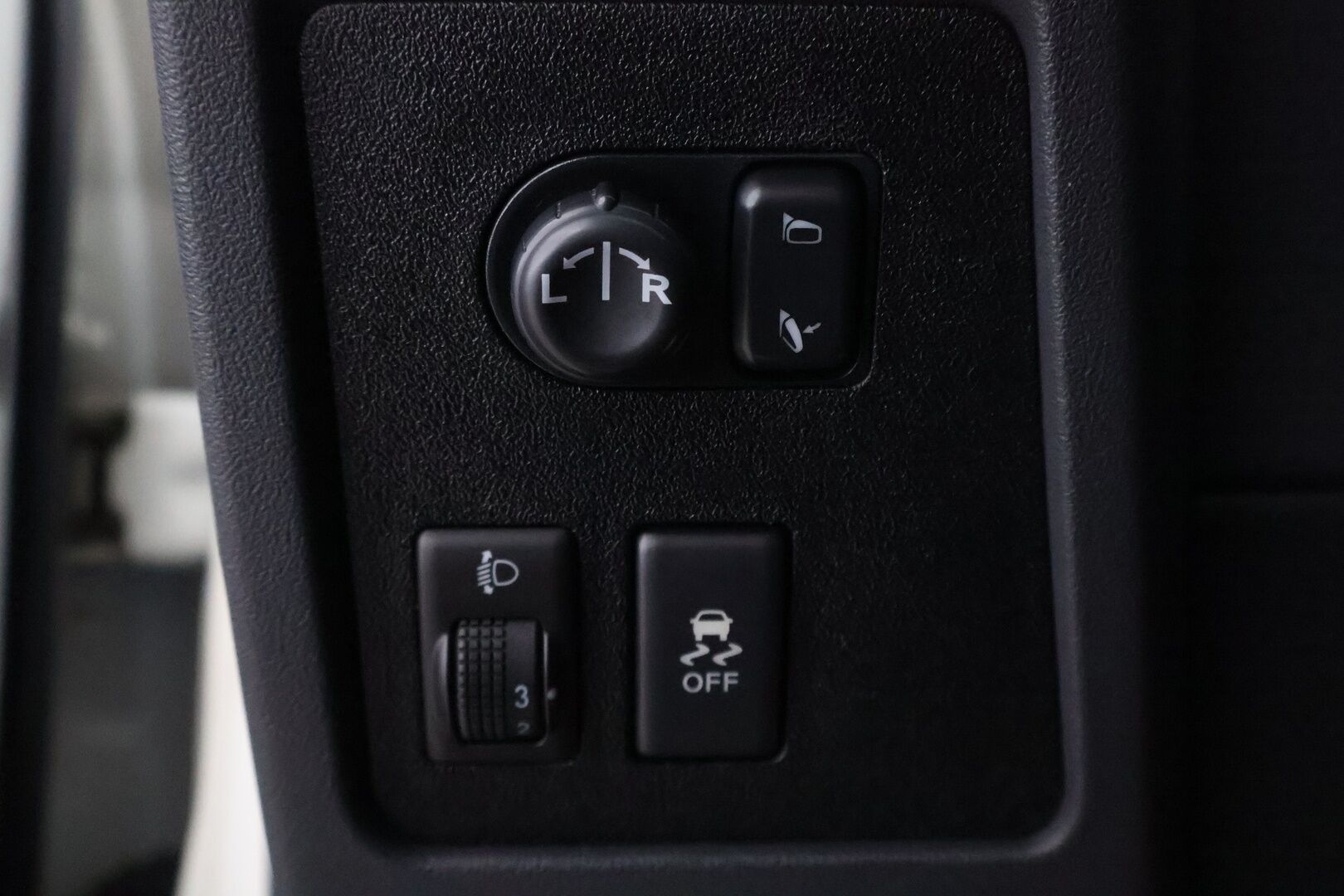 Nissan Qashqai 2011 2,0L Acenta 2WD 6M/T Connect MY11 - Suomiauto / Vetokoukku / Peruutuskamera / Navi / Lohko & Sisäpistoke / Vakkari / Hiljattain huollettu!