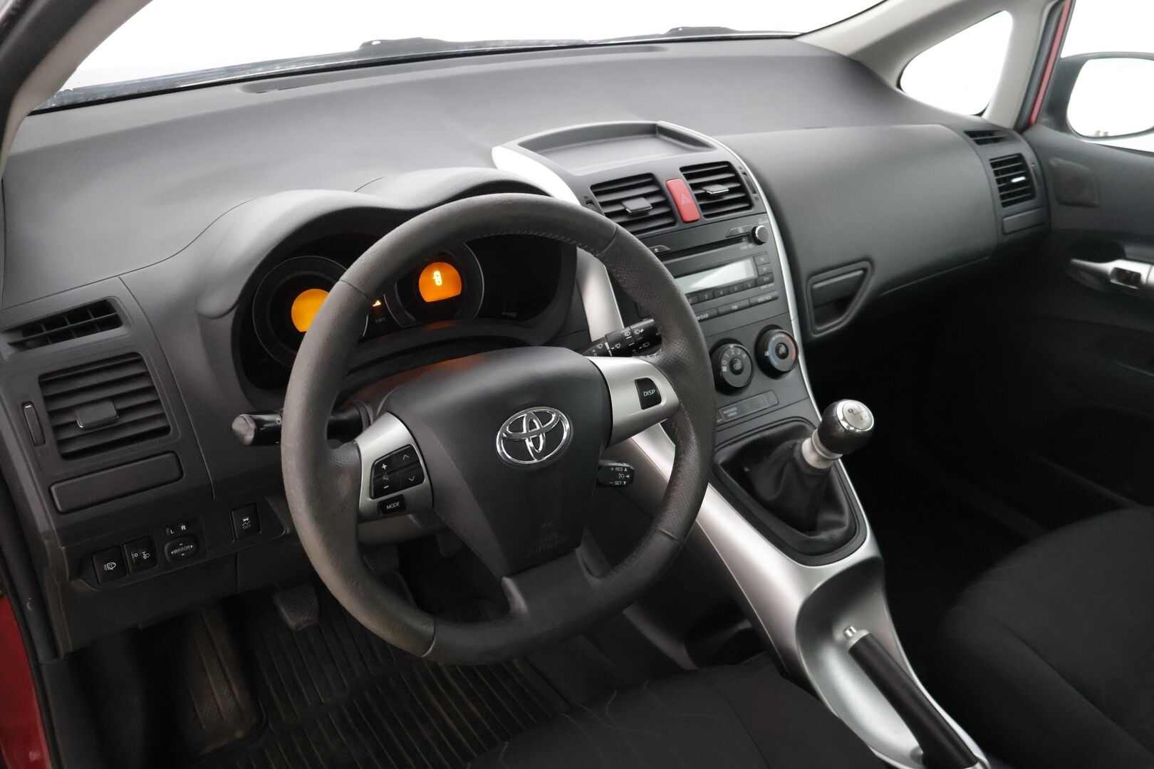 Toyota Auris 2011 1,6 Valvematic Linea Terra 5ov - TULOSSA MYYNTIIN!! 