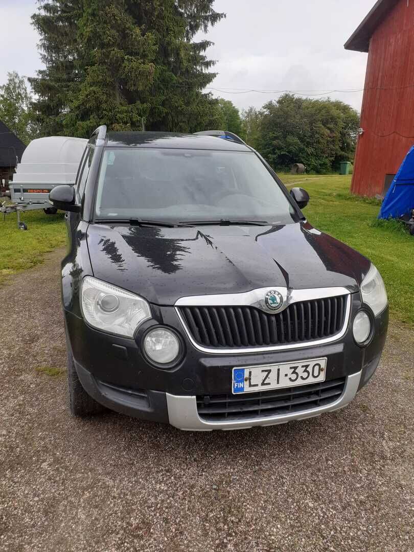 Skoda Yeti 2011 2,0 TDI 140 4x4 Experience *Lohko / Koukku / P-Tutka* - Myydään Huutokaupat.com