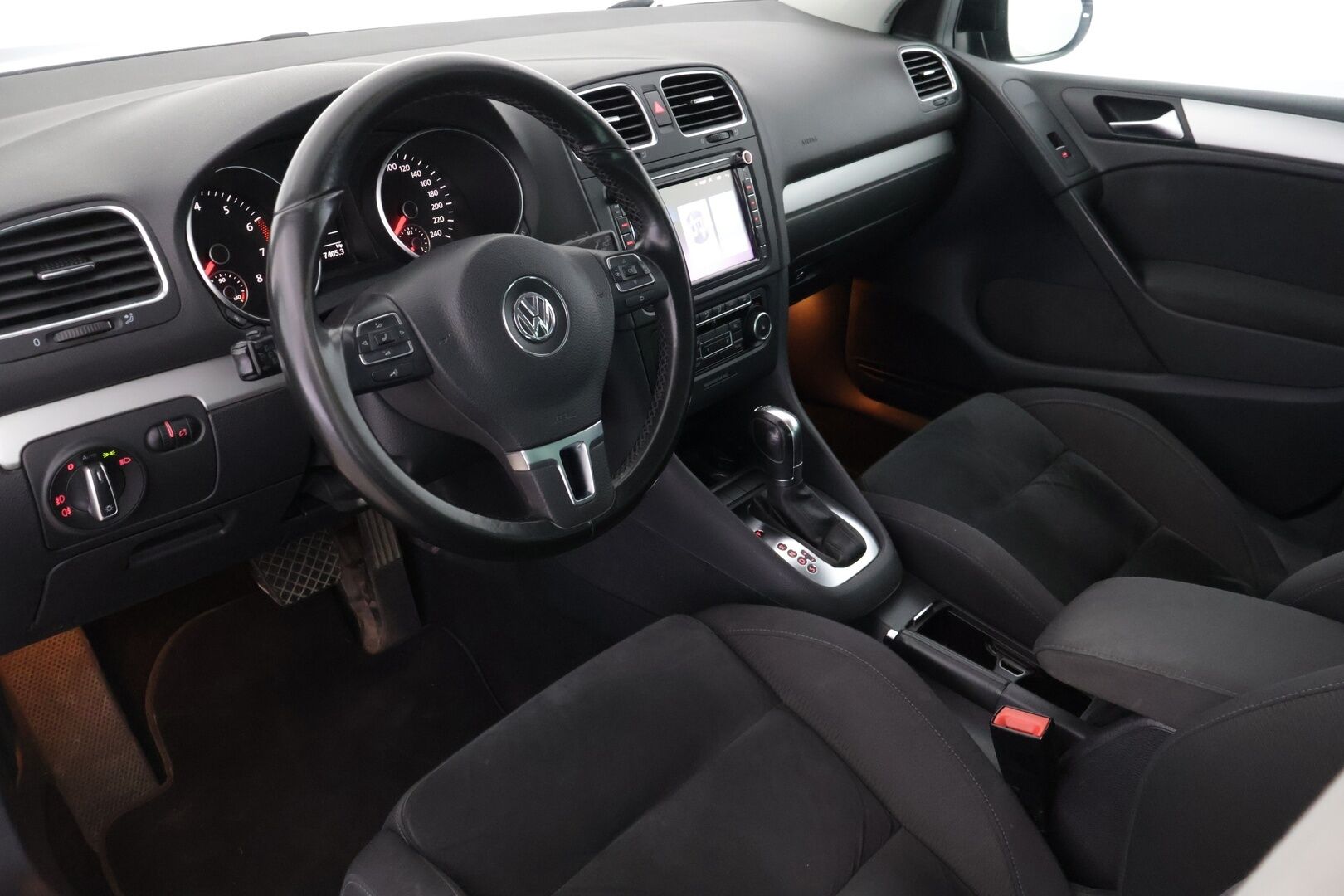 Volkswagen Golf 2011 Highline 1,4 TSI 90 kW, DSG-autom. 4-ovinen - *Myydään Huutokaupat.com*