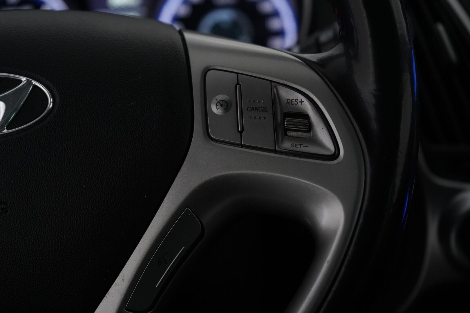 Hyundai ix35 2012 2.0 CRDi-R 4WD 100kW 6MT Premium *Myydään huutokaupat.com sivulla* - Suomi-auto / Kattoluukku / Nahkasisusta / Kamera / Koukku / Lohko