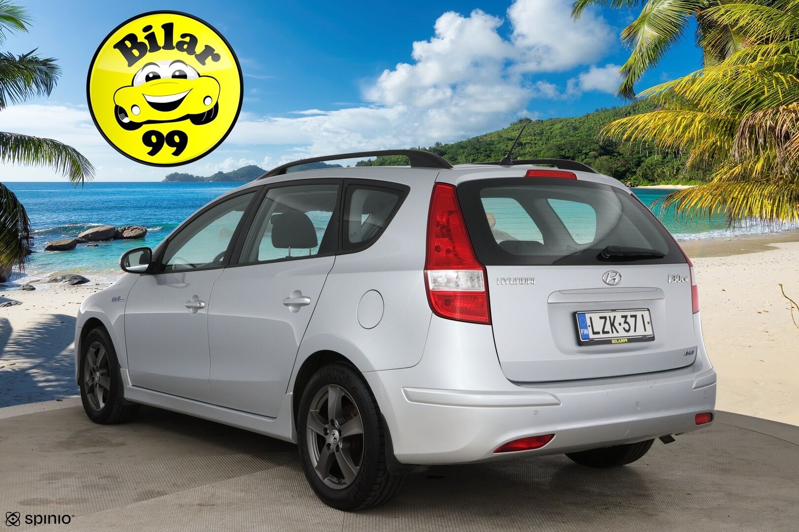 Hyundai i30 2011 Wagon 1,6 CVVT 6MT ISG Premium / Lohkolämmitin / Vakkari / 2x Renkaat - Juuri huollettu Suomi-auto hyvällä huoltohistorialla 2x renkain!