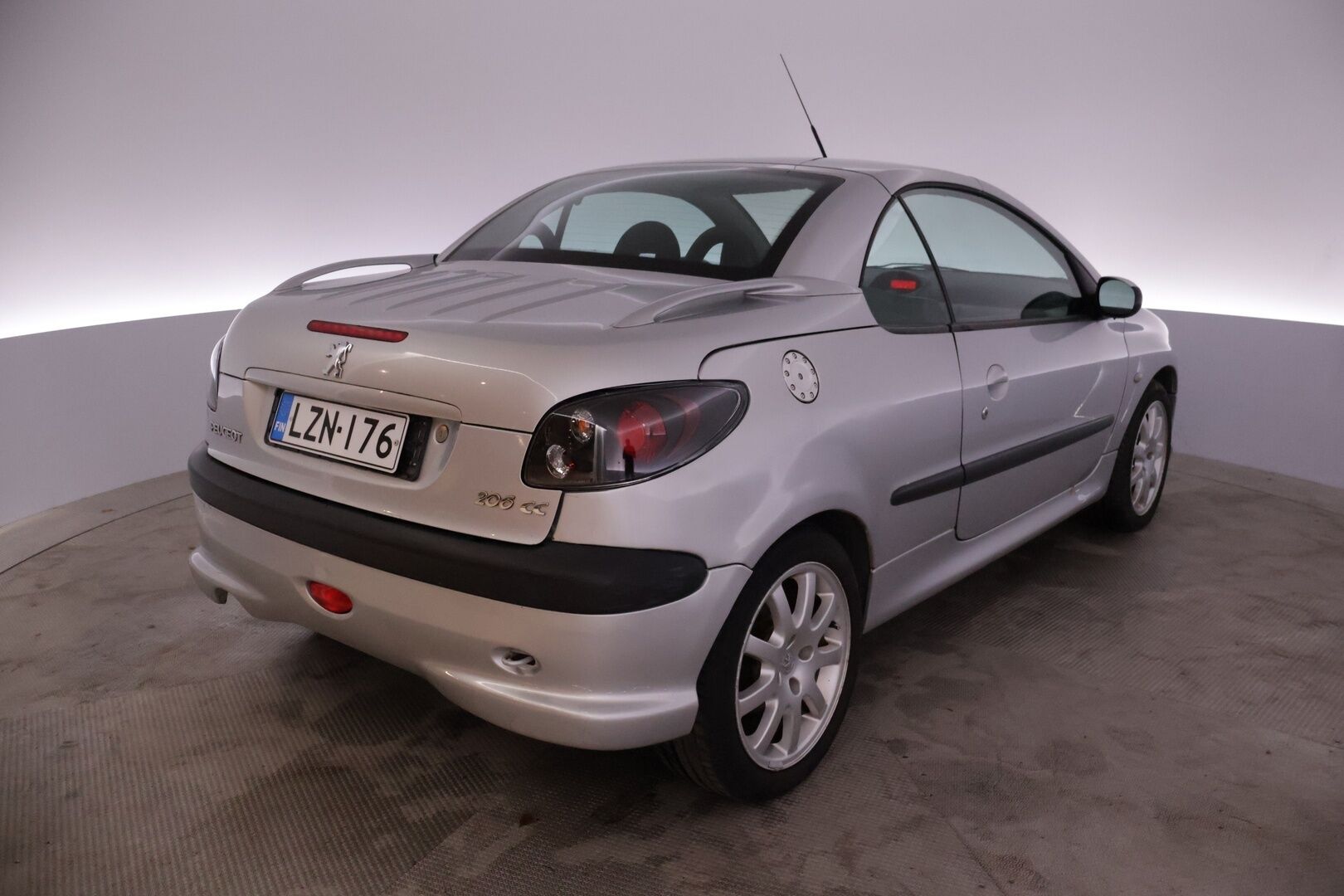 Peugeot 206 2003 CC 1.6 109hv *Mydään huutokaupat.com*