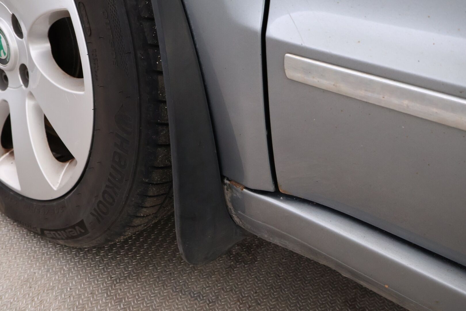 Skoda Superb 2012 Combi 2,0 TDI 140 4x4 Ambition DSG Autom. - YritysOutlet - Myydään vain yrityksille - - YritysOutlet - Myydään vain yrityksille